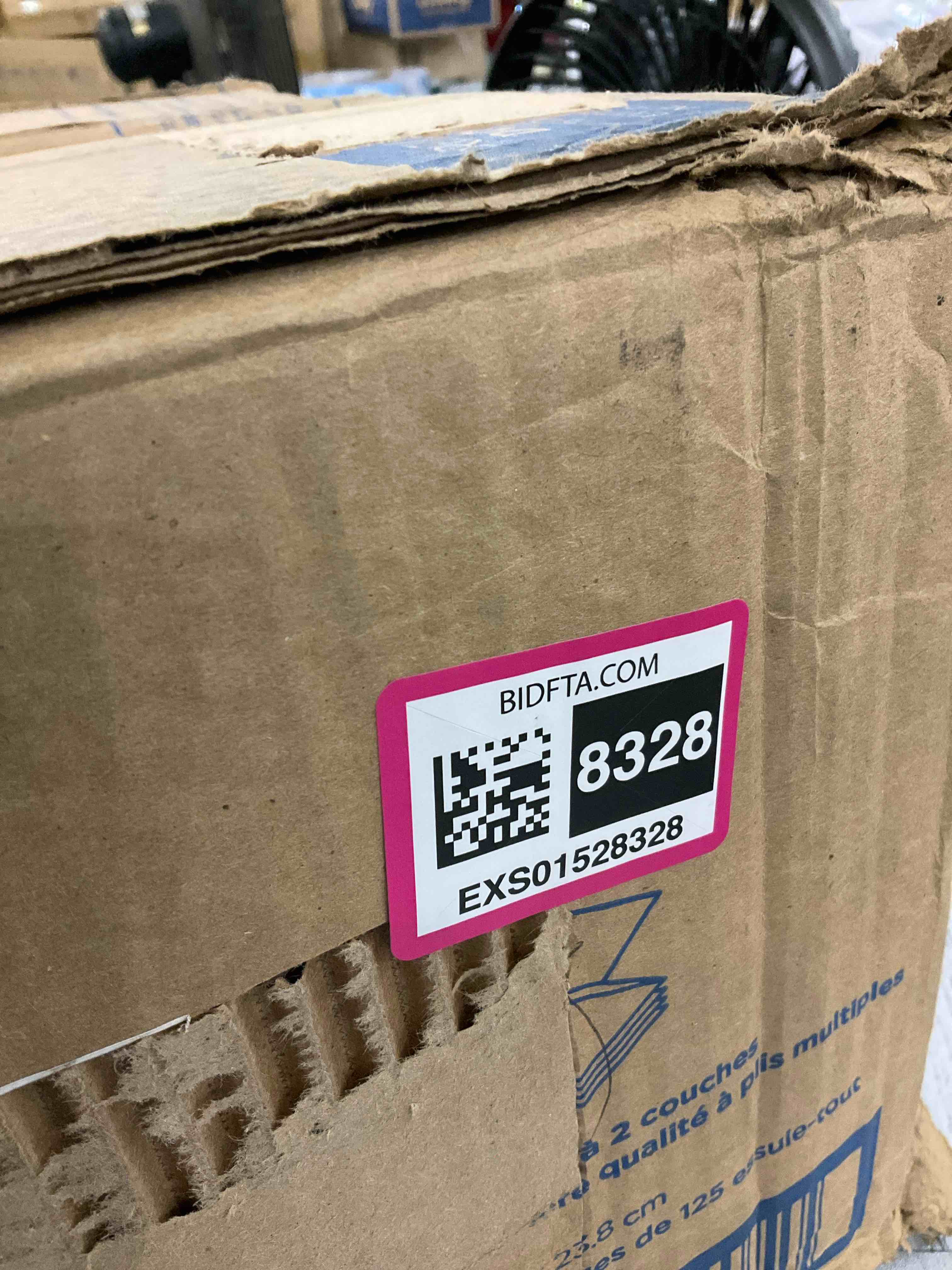 https://s3.amazonaws.com/lotting-images-prod/BargainHunt/EXS01528328_1715093635071.jpeg