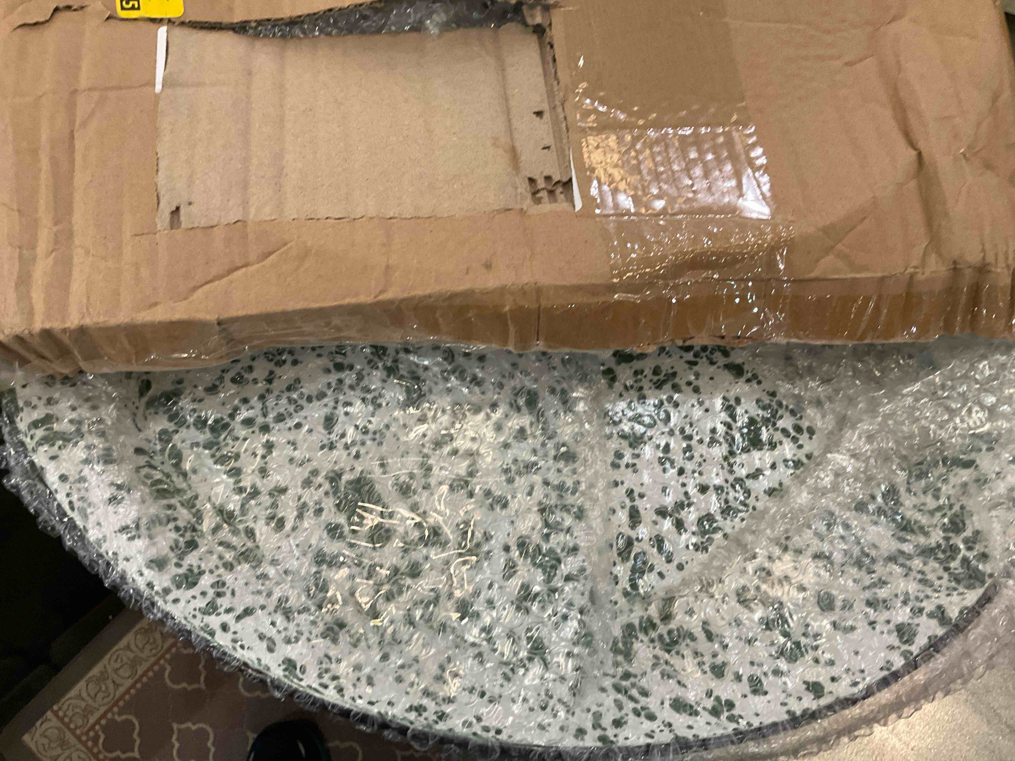 https://s3.amazonaws.com/lotting-images-prod/BargainHunt/EXS01528600_1714409976975.jpeg