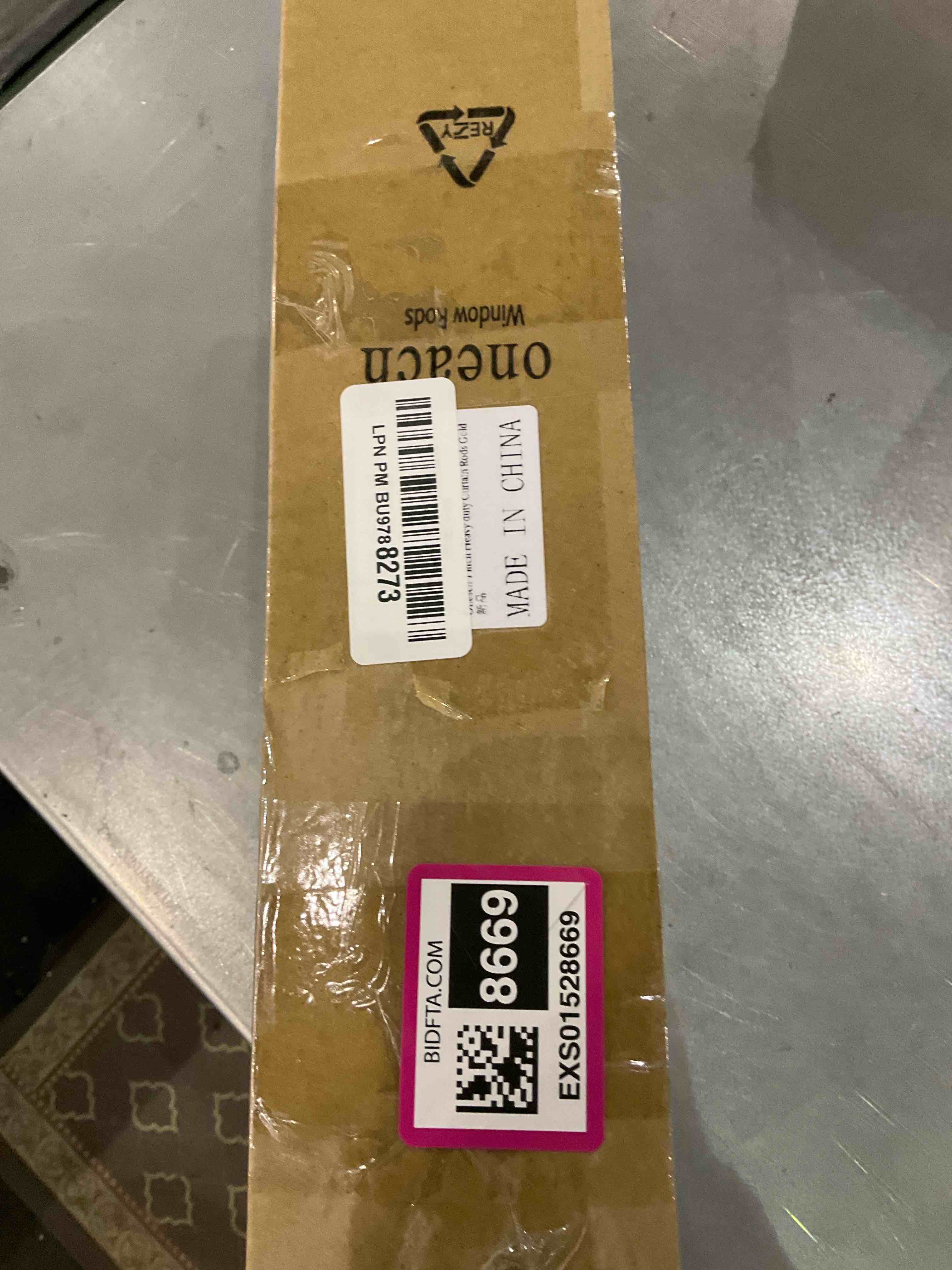 https://s3.amazonaws.com/lotting-images-prod/BargainHunt/EXS01528669_1714476866806.jpeg