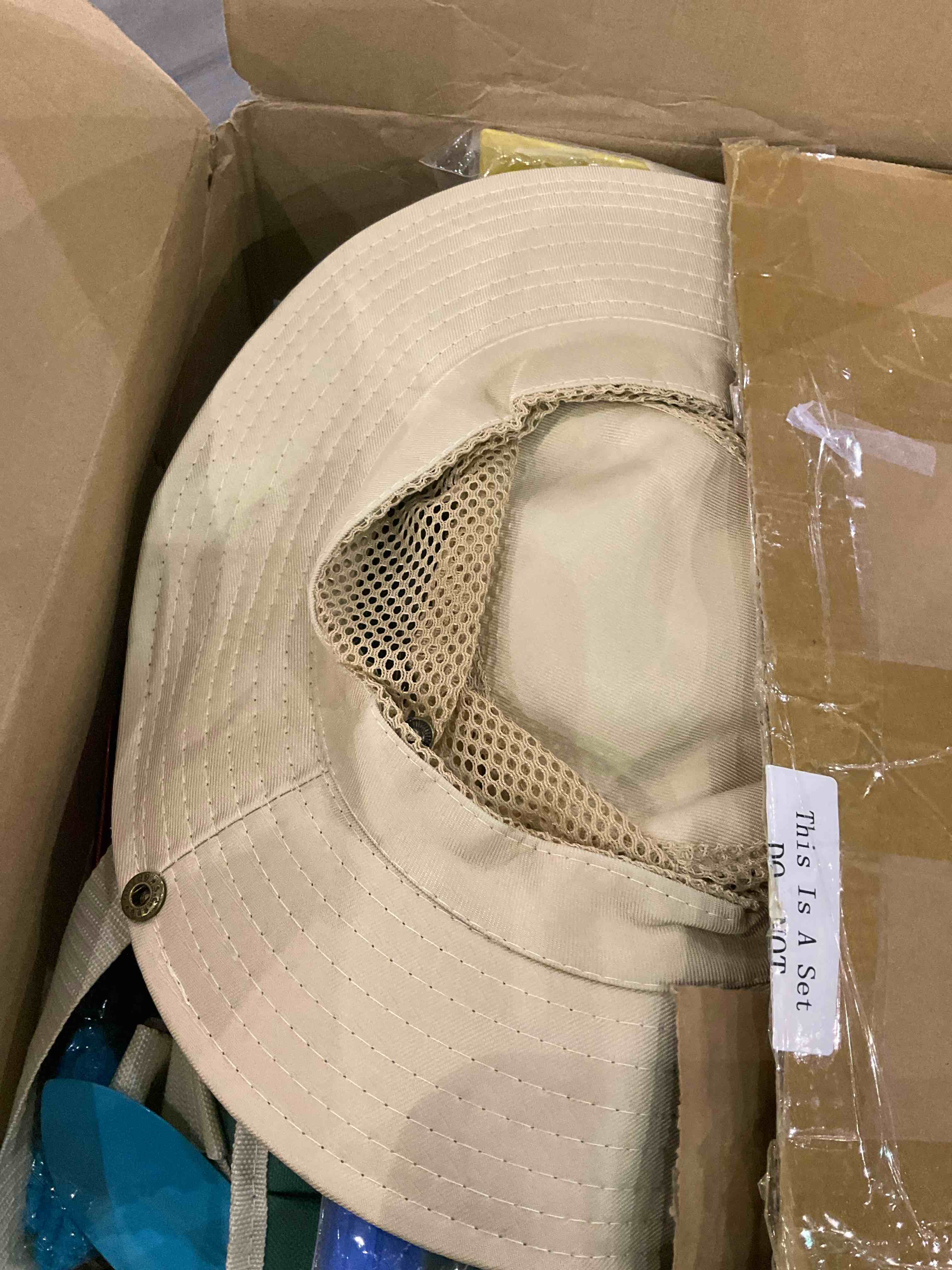 https://s3.amazonaws.com/lotting-images-prod/BargainHunt/EXS01528680_1714478159497.jpeg