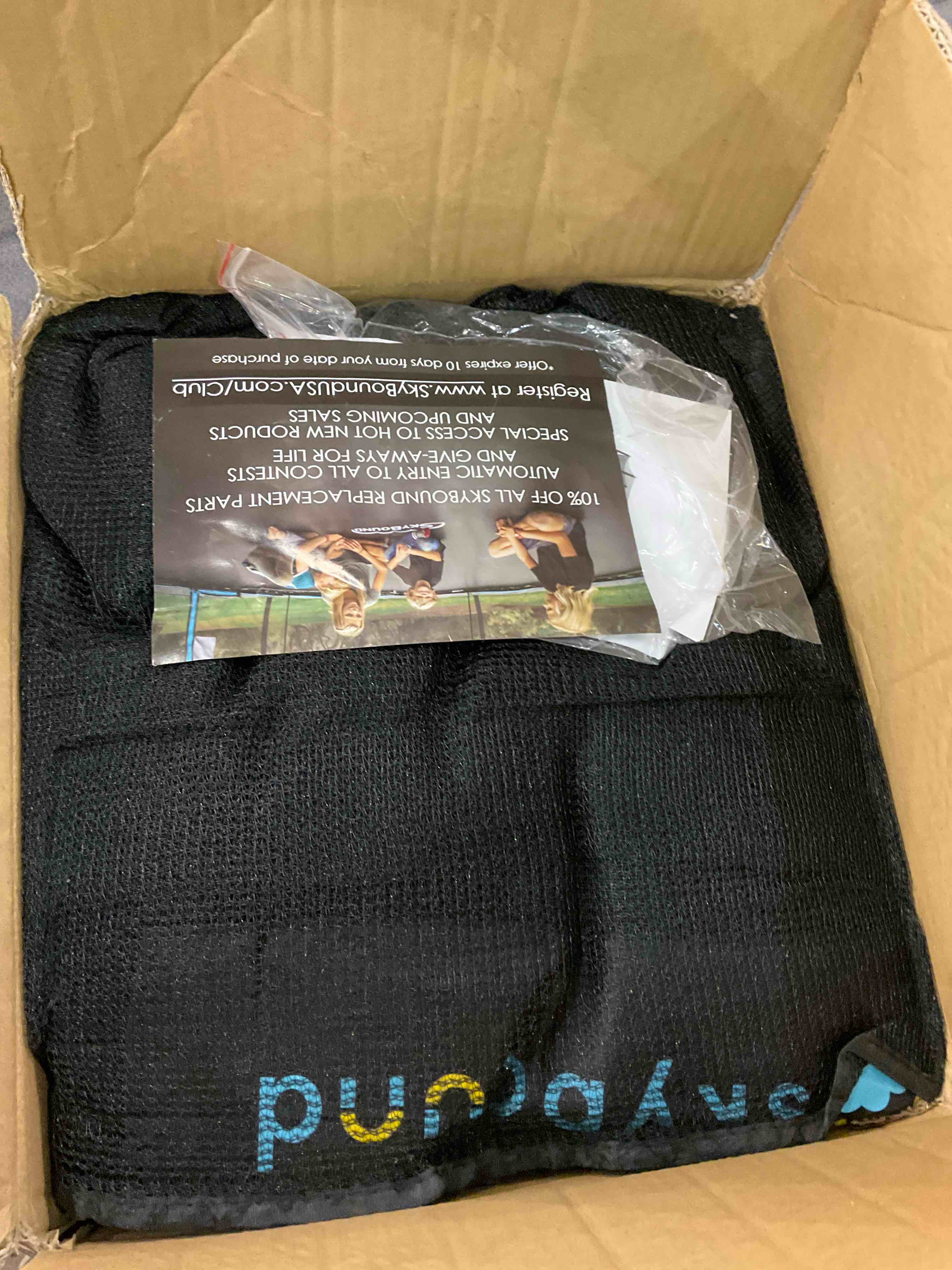 https://s3.amazonaws.com/lotting-images-prod/BargainHunt/EXS01528702_1714481023608.jpeg