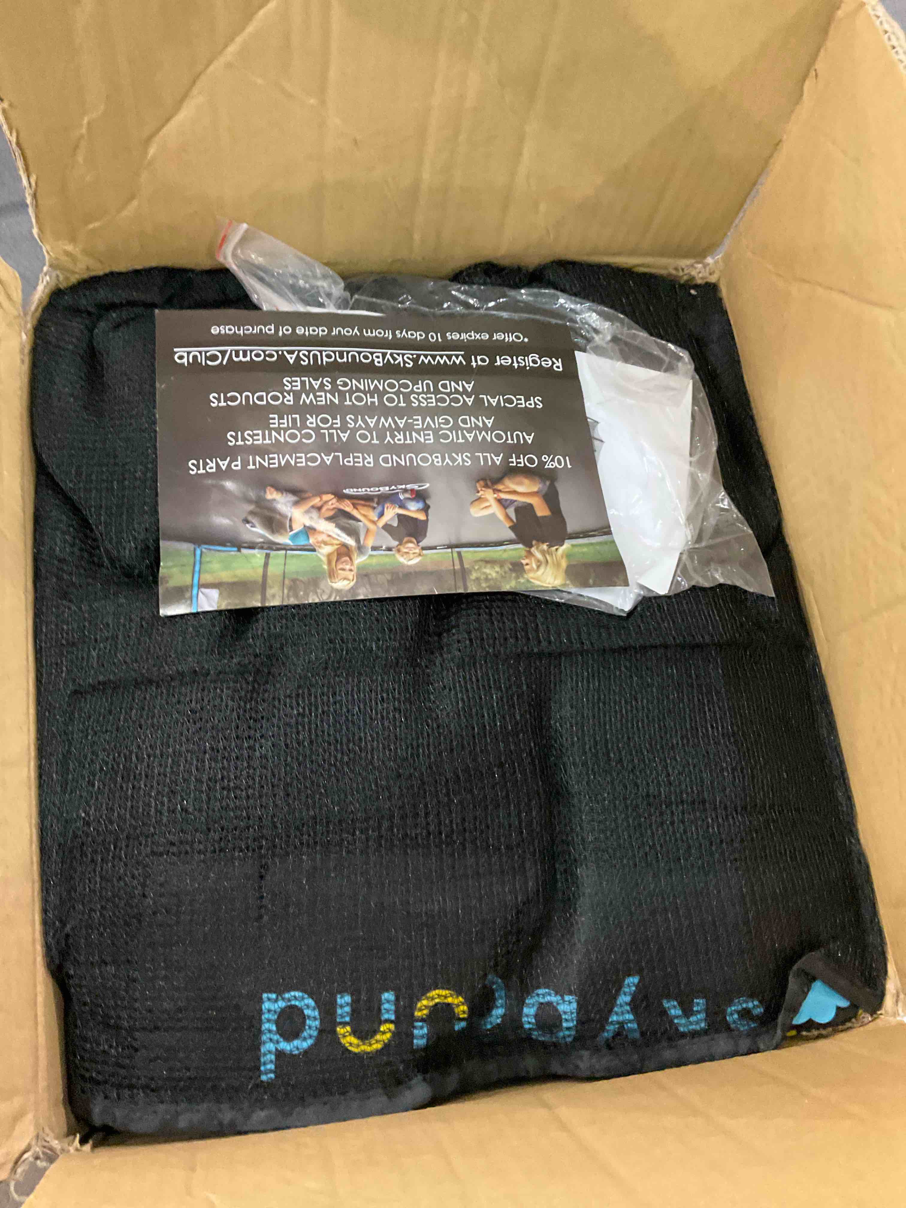 https://s3.amazonaws.com/lotting-images-prod/BargainHunt/EXS01528702_1714481025740.jpeg