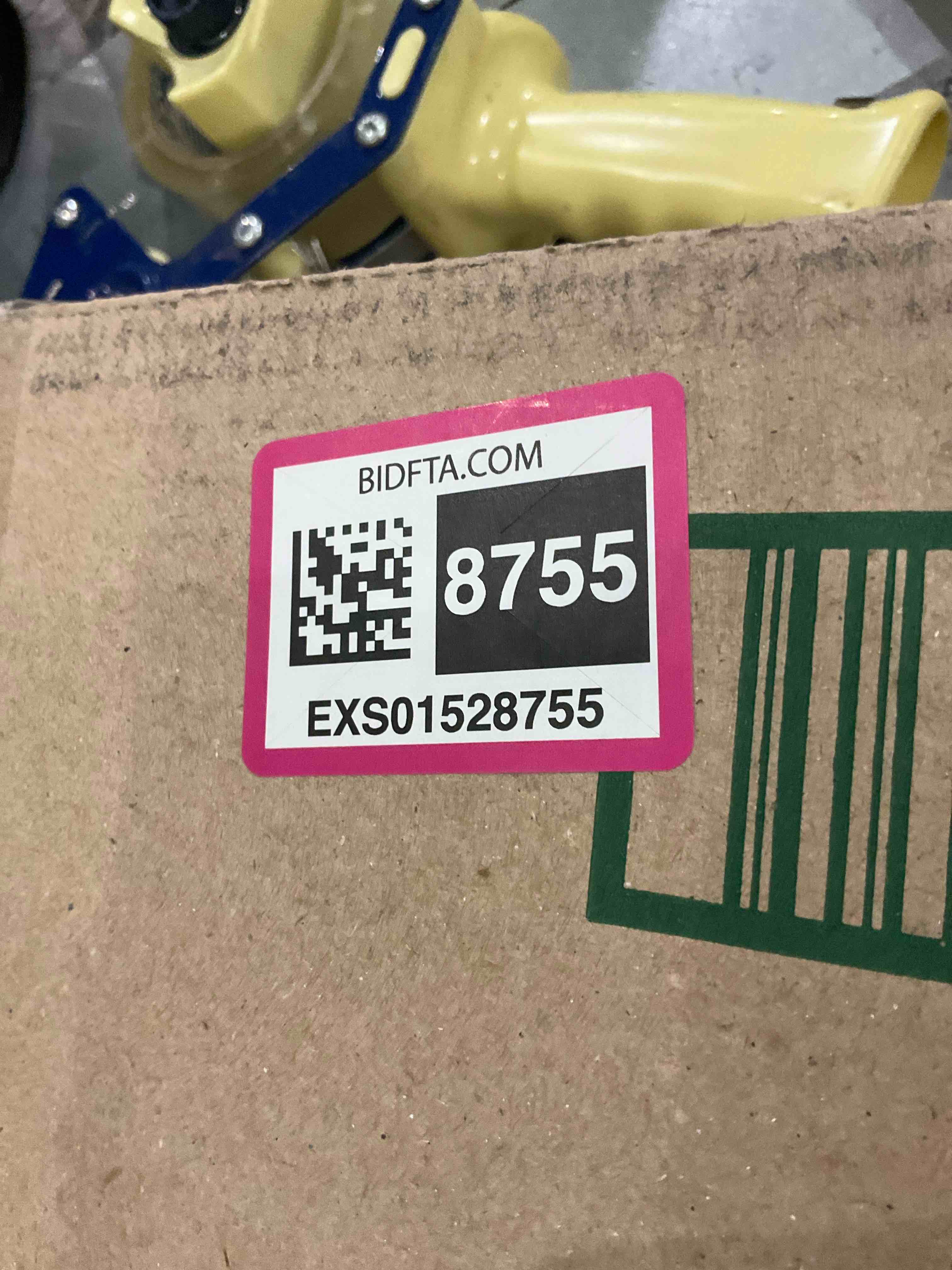 https://s3.amazonaws.com/lotting-images-prod/BargainHunt/EXS01528755_1716981523390.jpeg