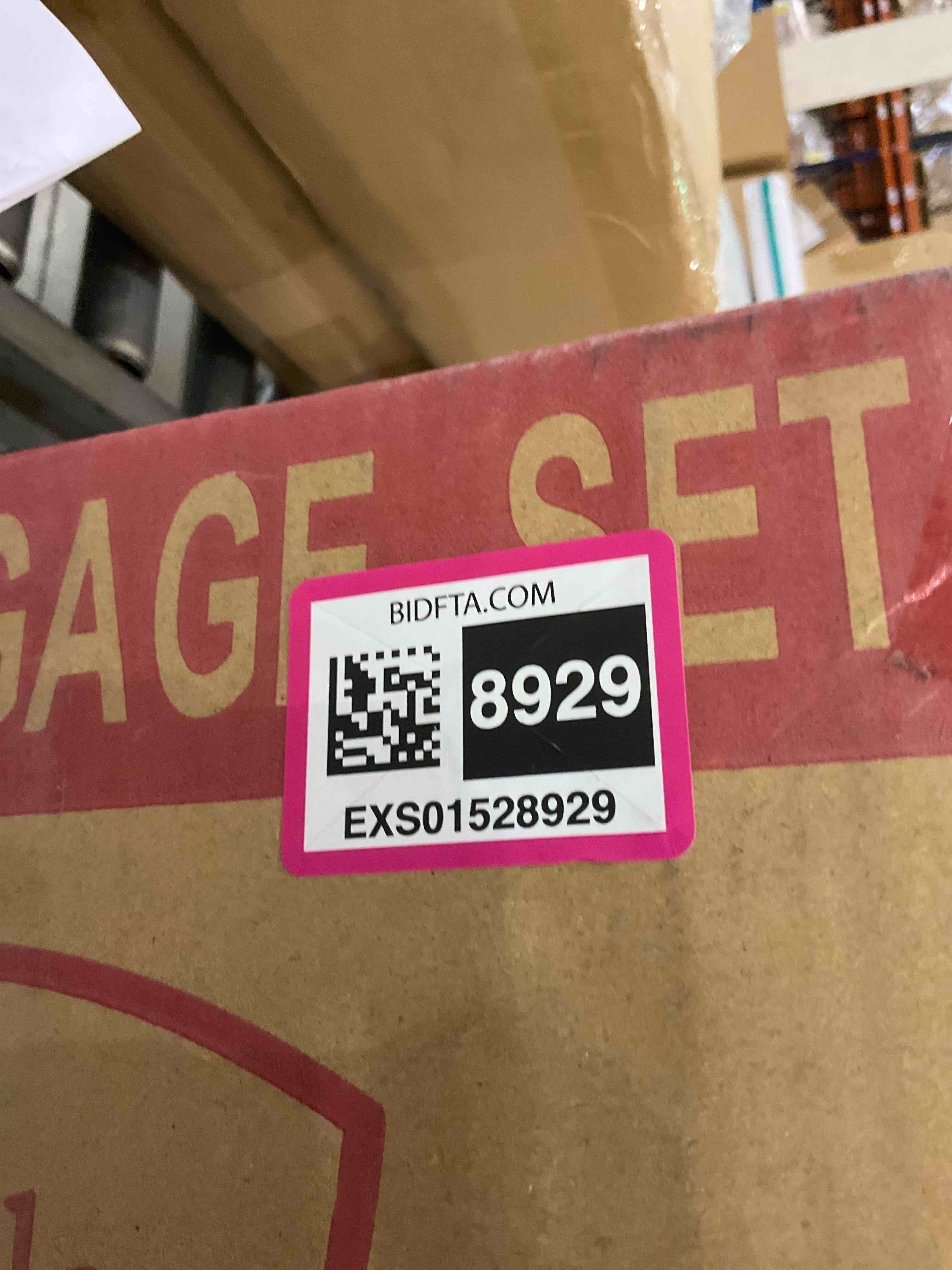 https://s3.amazonaws.com/lotting-images-prod/BargainHunt/EXS01528929_1717421768193.jpeg