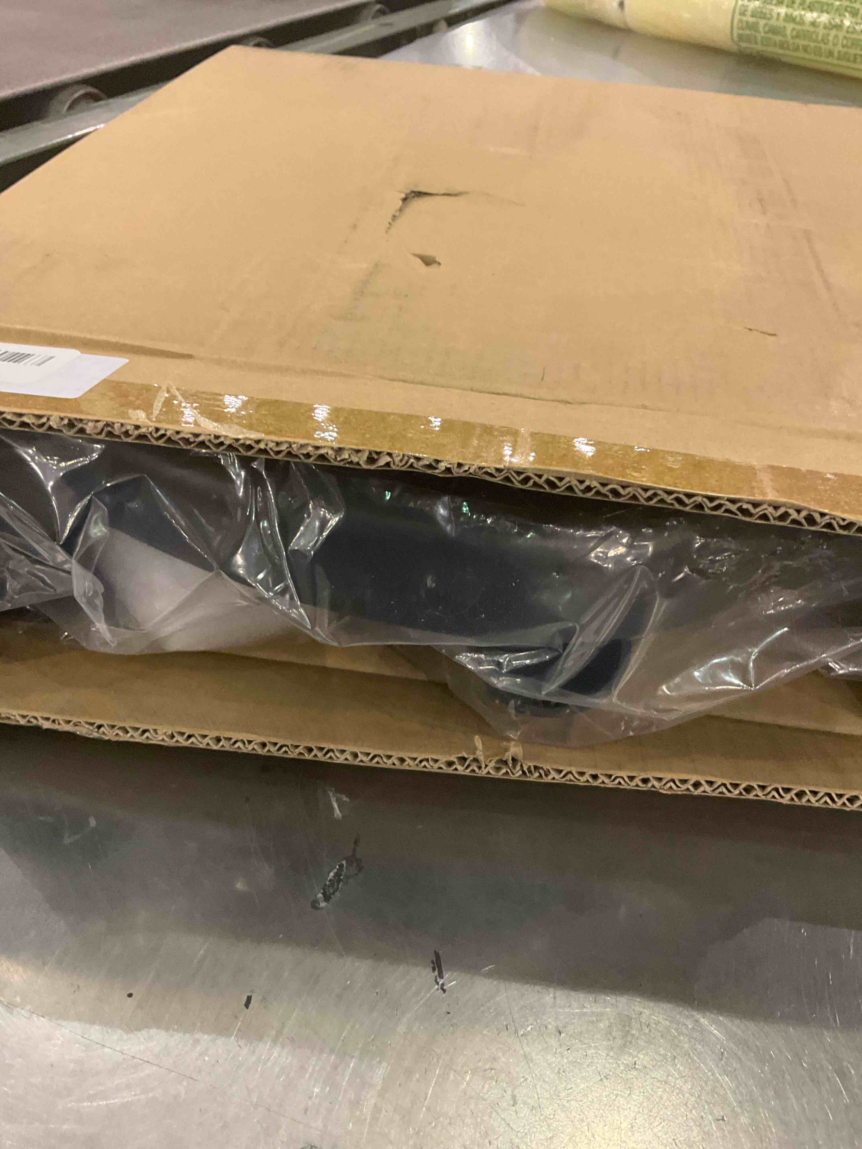 https://s3.amazonaws.com/lotting-images-prod/BargainHunt/EXS01529154_1715705317809.jpeg