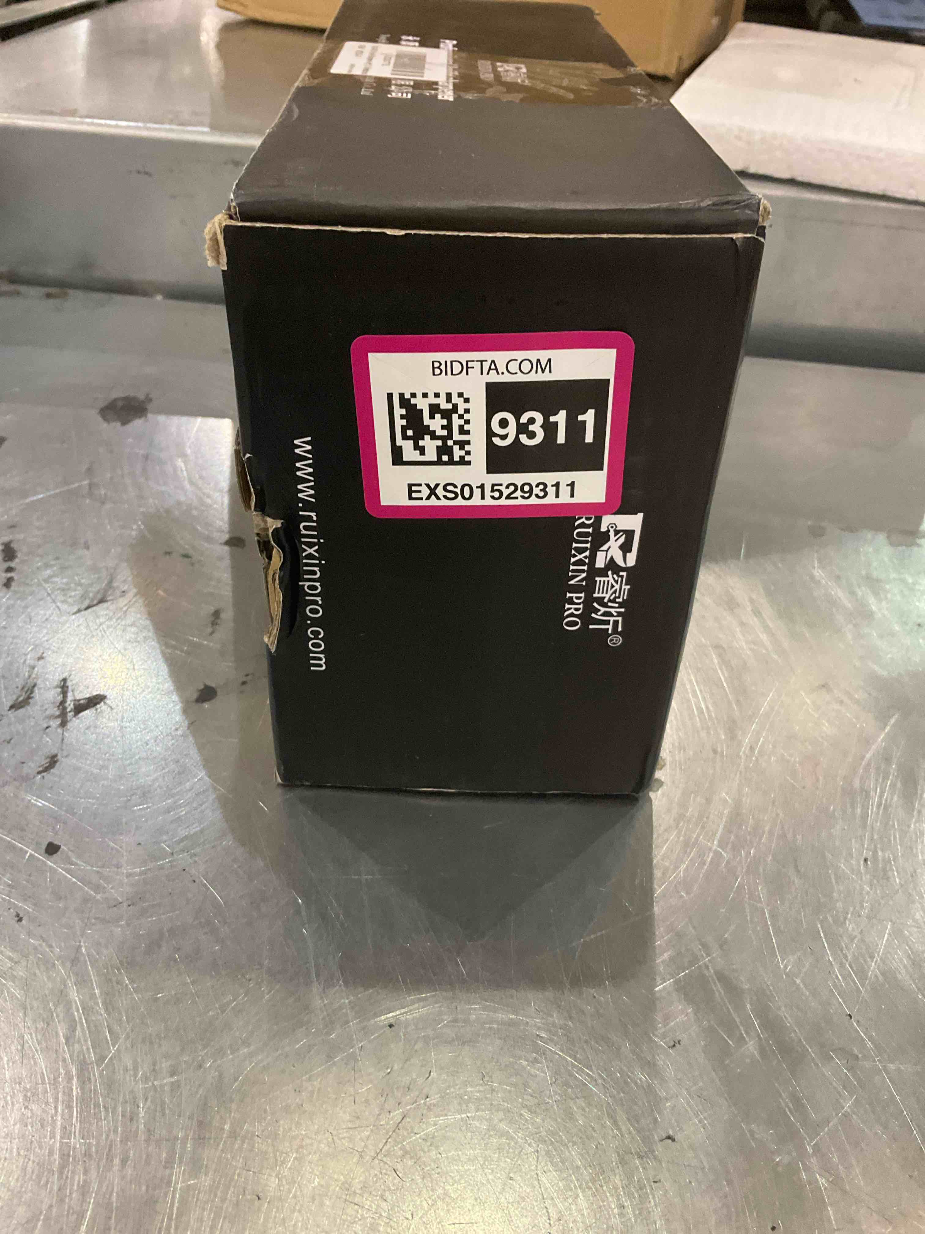 https://s3.amazonaws.com/lotting-images-prod/BargainHunt/EXS01529311_1715783351084.jpeg