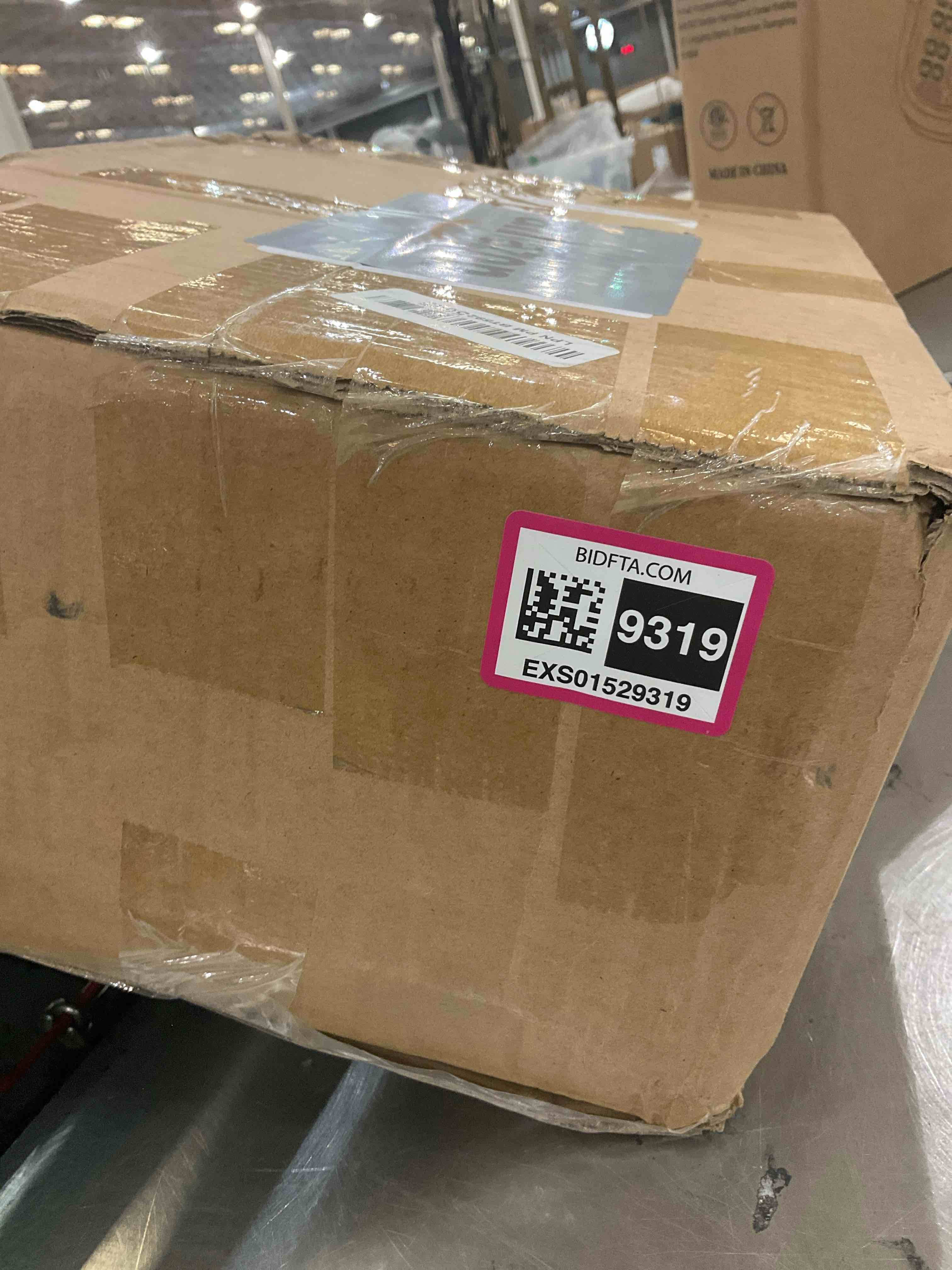 https://s3.amazonaws.com/lotting-images-prod/BargainHunt/EXS01529319_1715784052380.jpeg