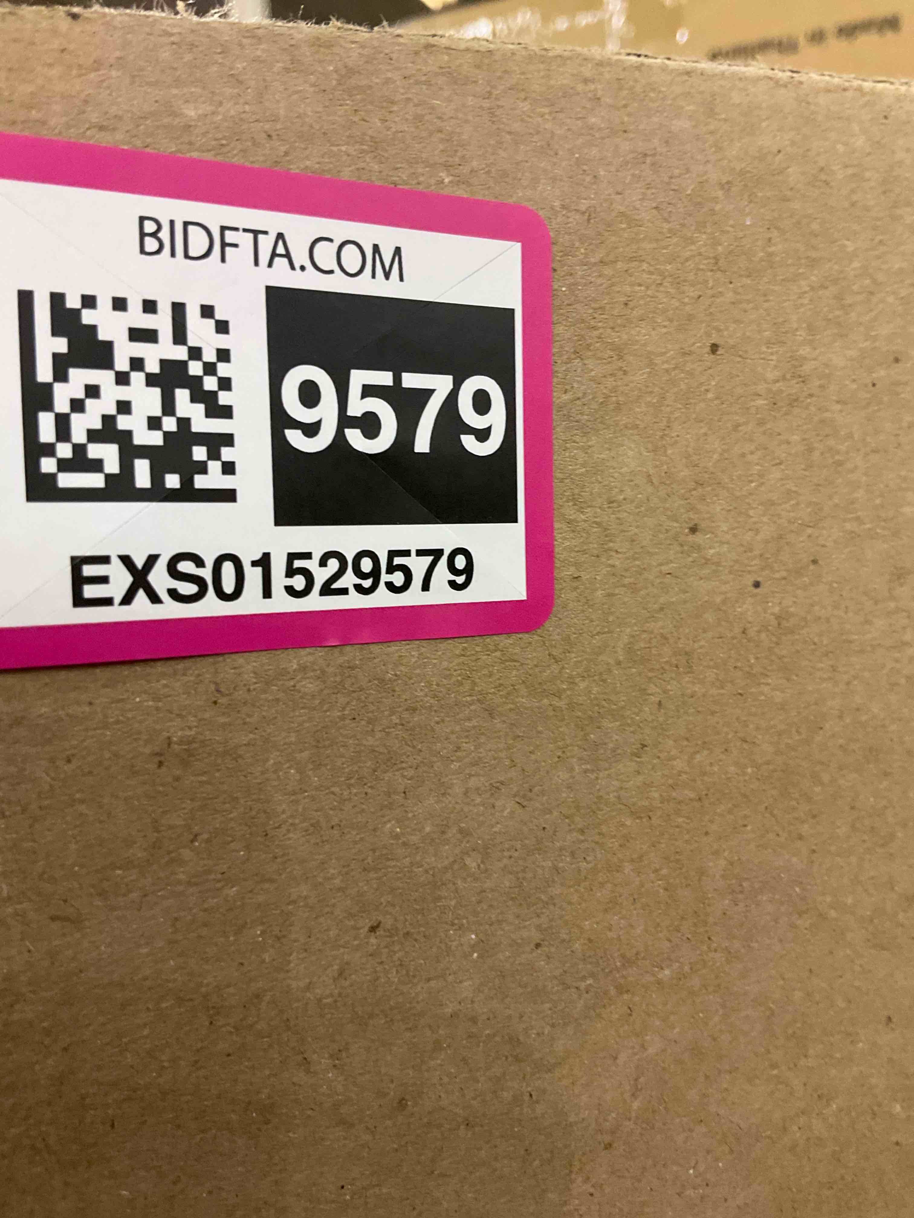 https://s3.amazonaws.com/lotting-images-prod/BargainHunt/EXS01529579_1715169370878.jpeg