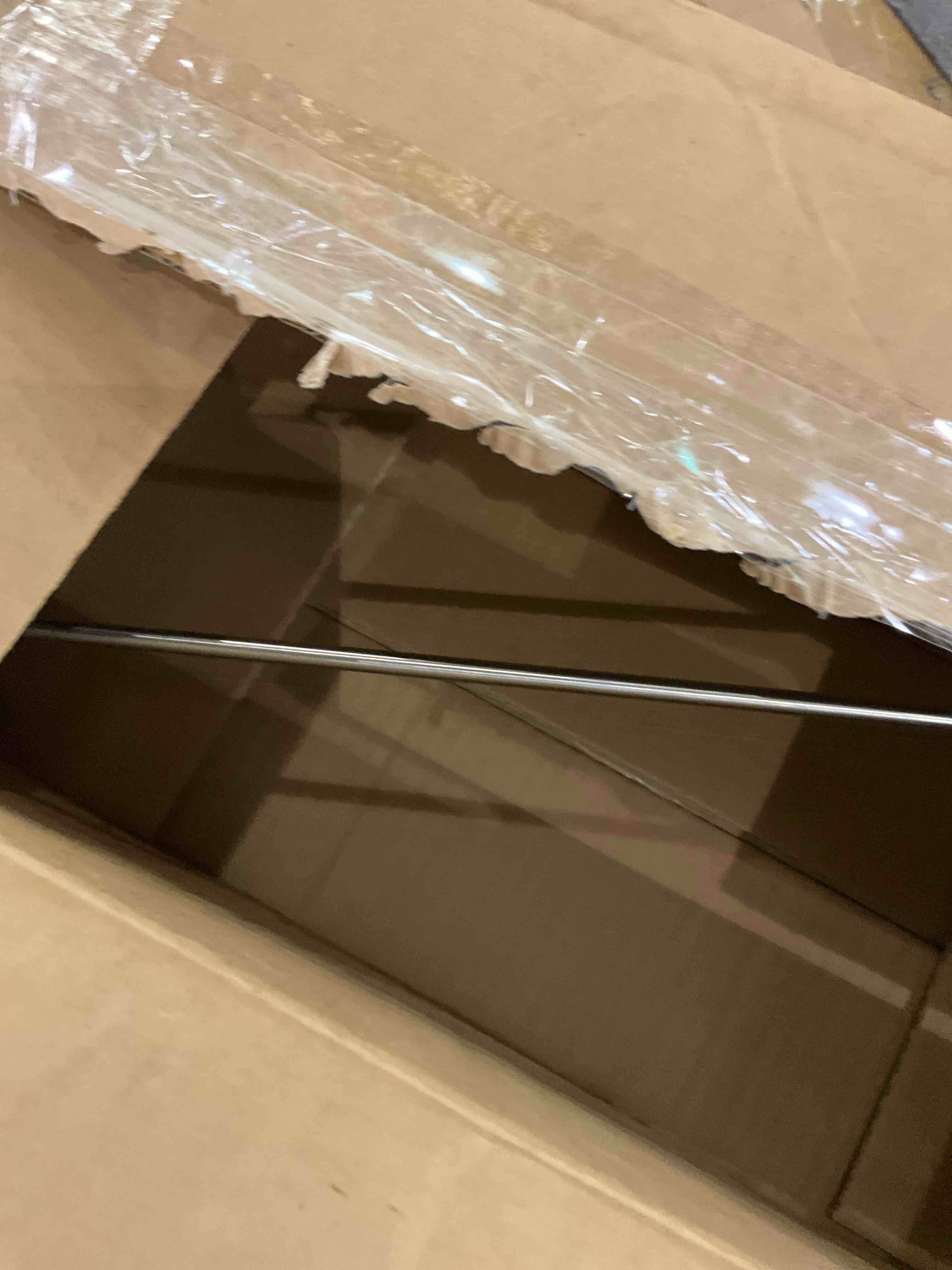 https://s3.amazonaws.com/lotting-images-prod/BargainHunt/EXS01529591_1715170688250.jpeg