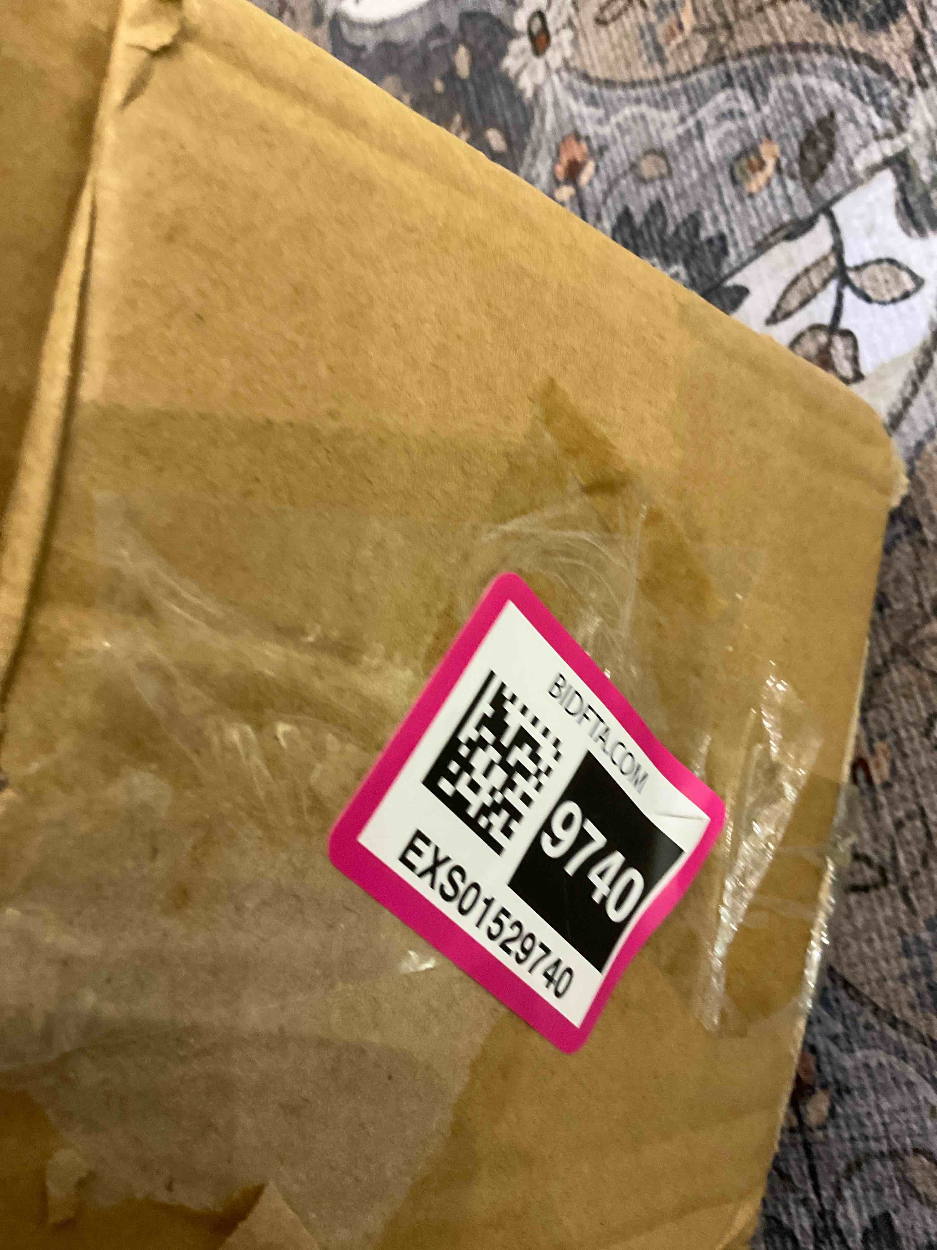 https://s3.amazonaws.com/lotting-images-prod/BargainHunt/EXS01529740_1715266413971.jpeg