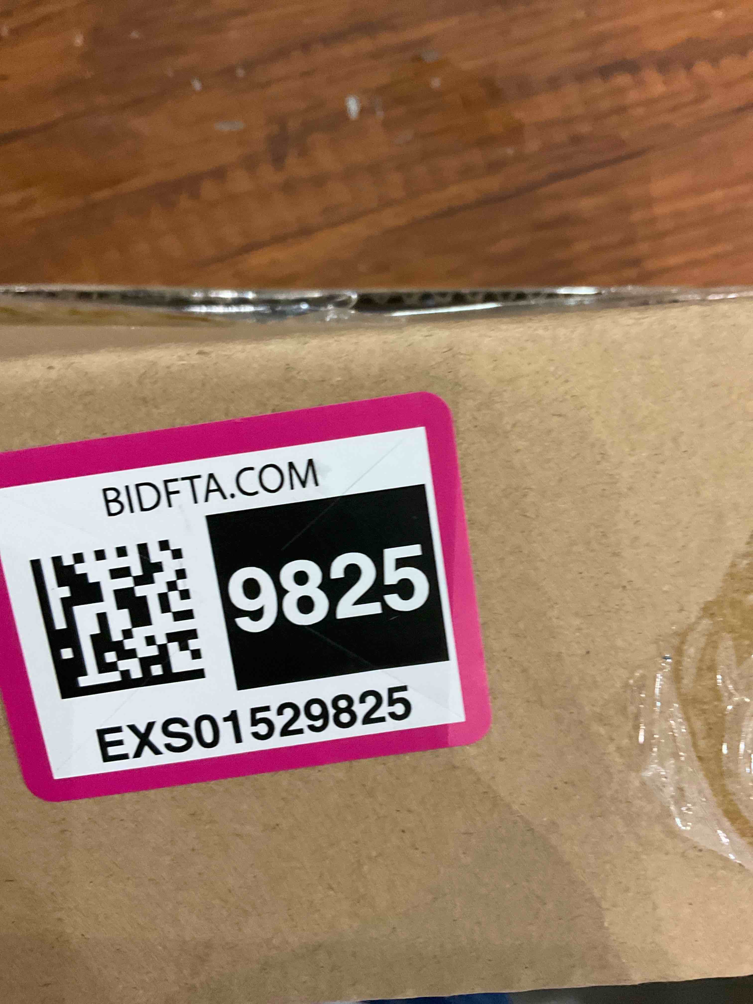 https://s3.amazonaws.com/lotting-images-prod/BargainHunt/EXS01529825_1715339693025.jpeg