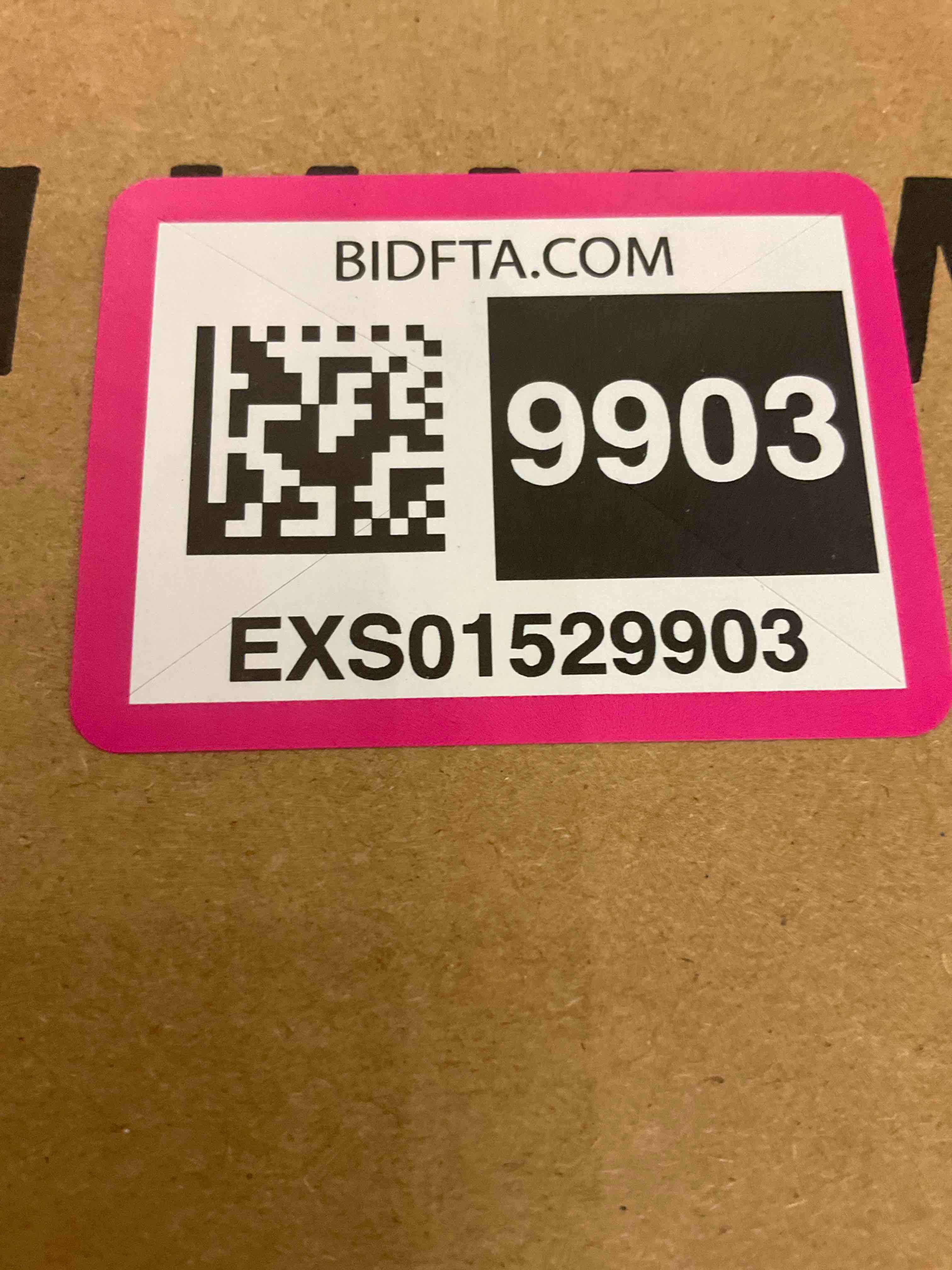 https://s3.amazonaws.com/lotting-images-prod/BargainHunt/EXS01529903_1715349029789.jpeg