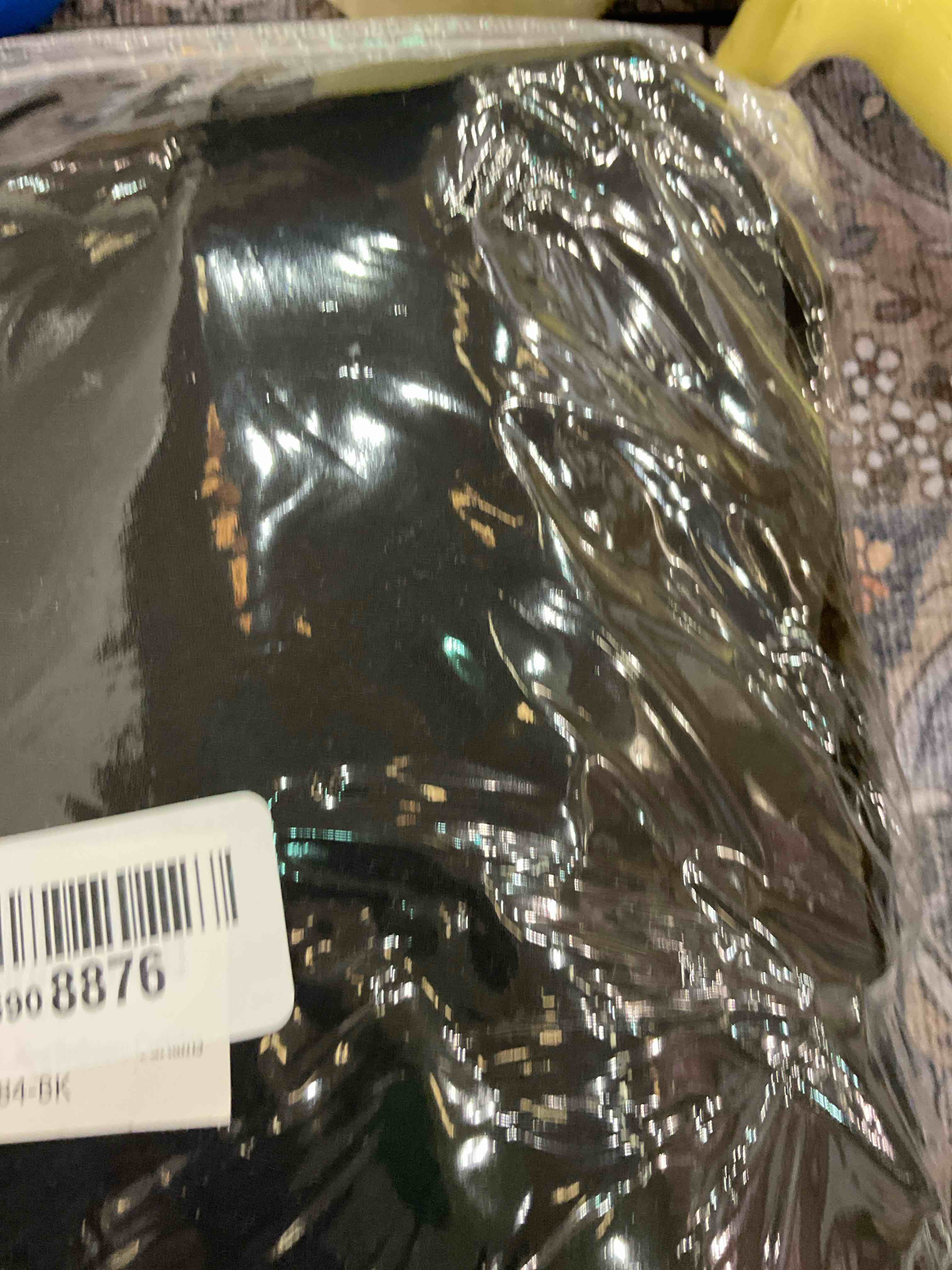 https://s3.amazonaws.com/lotting-images-prod/BargainHunt/EXS01529954_1715355219482.jpeg