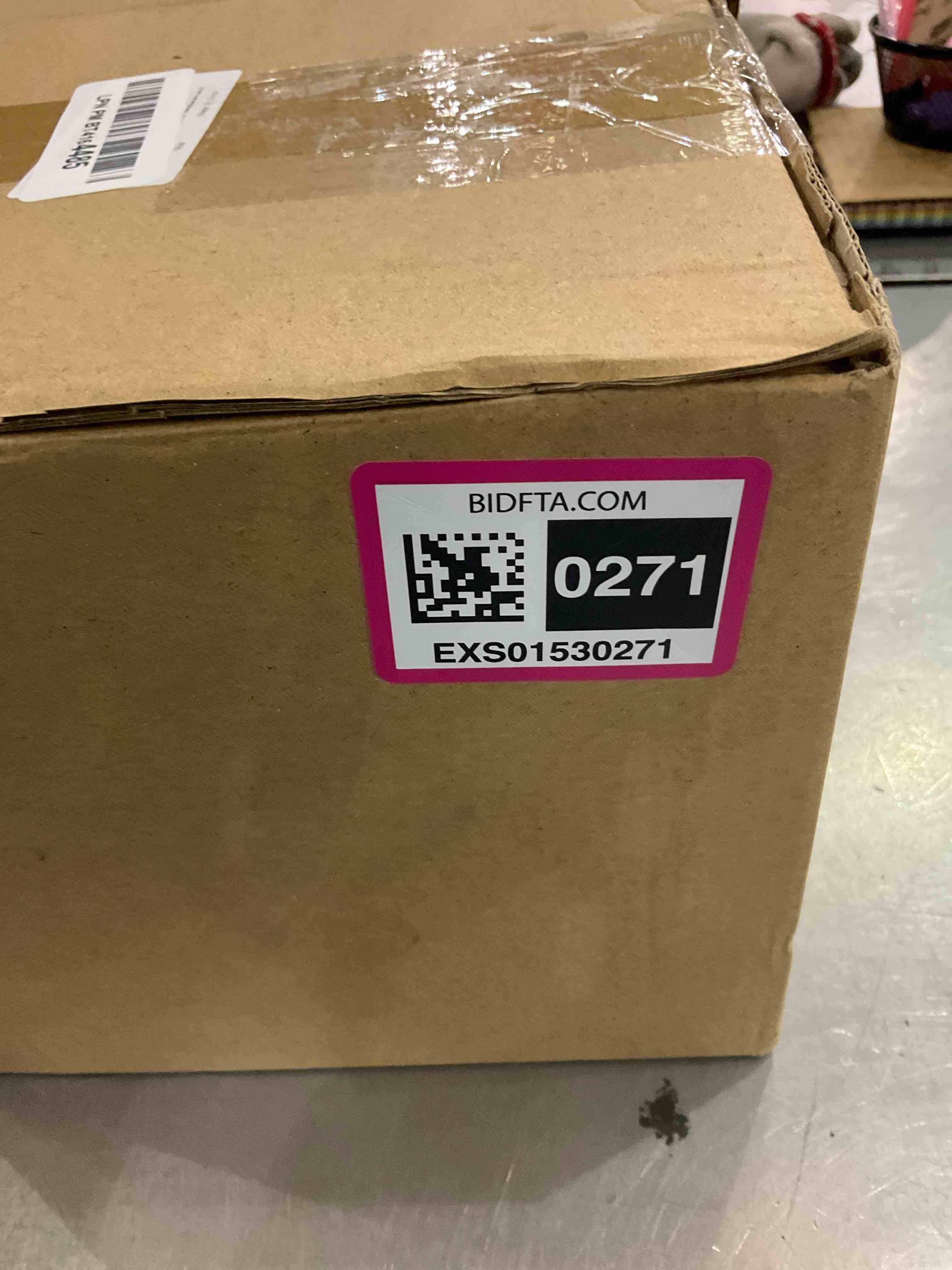 https://s3.amazonaws.com/lotting-images-prod/BargainHunt/EXS01530271_1715879151494.jpeg