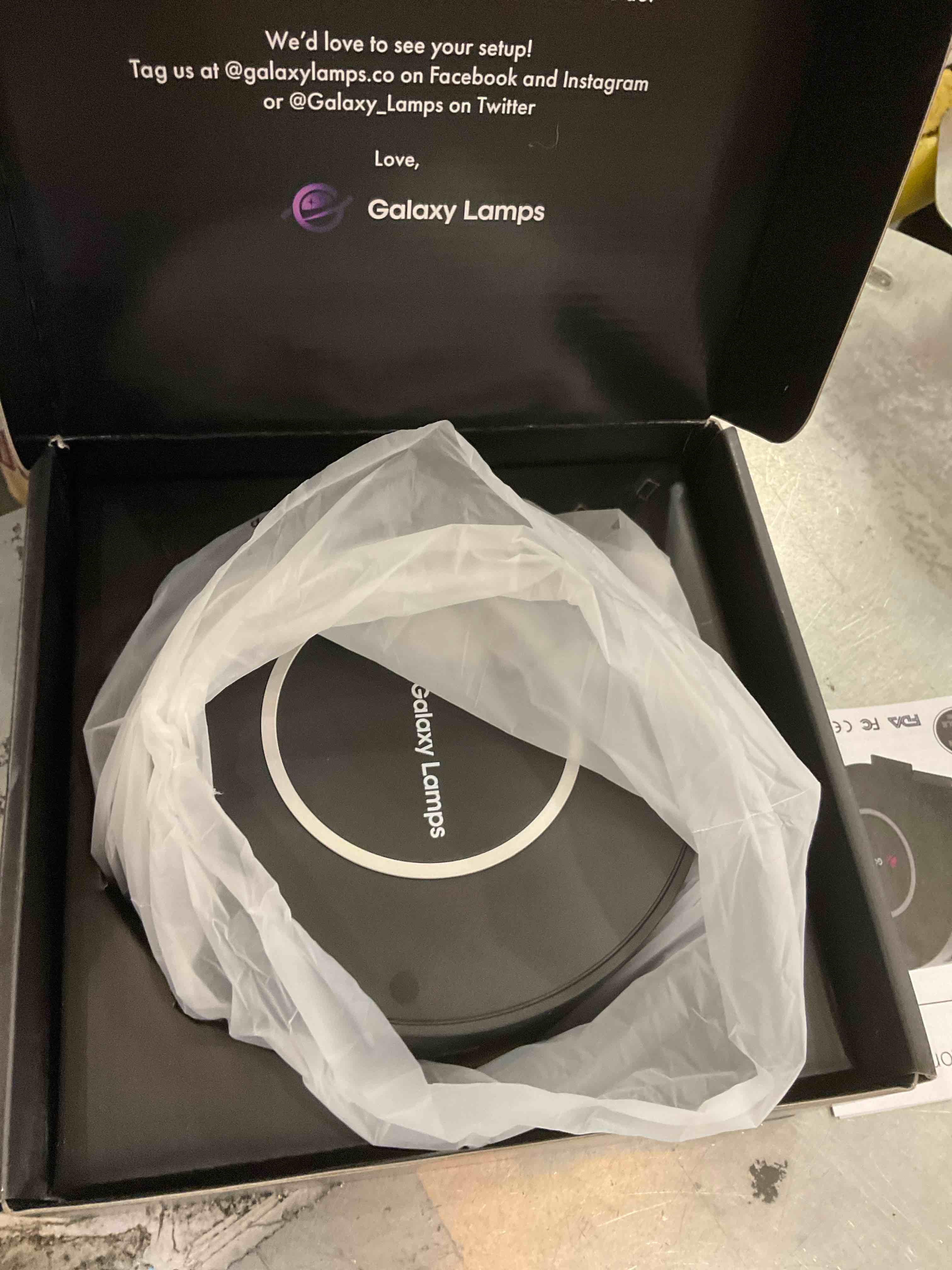 https://s3.amazonaws.com/lotting-images-prod/BargainHunt/EXS01530281_1715880342045.jpeg