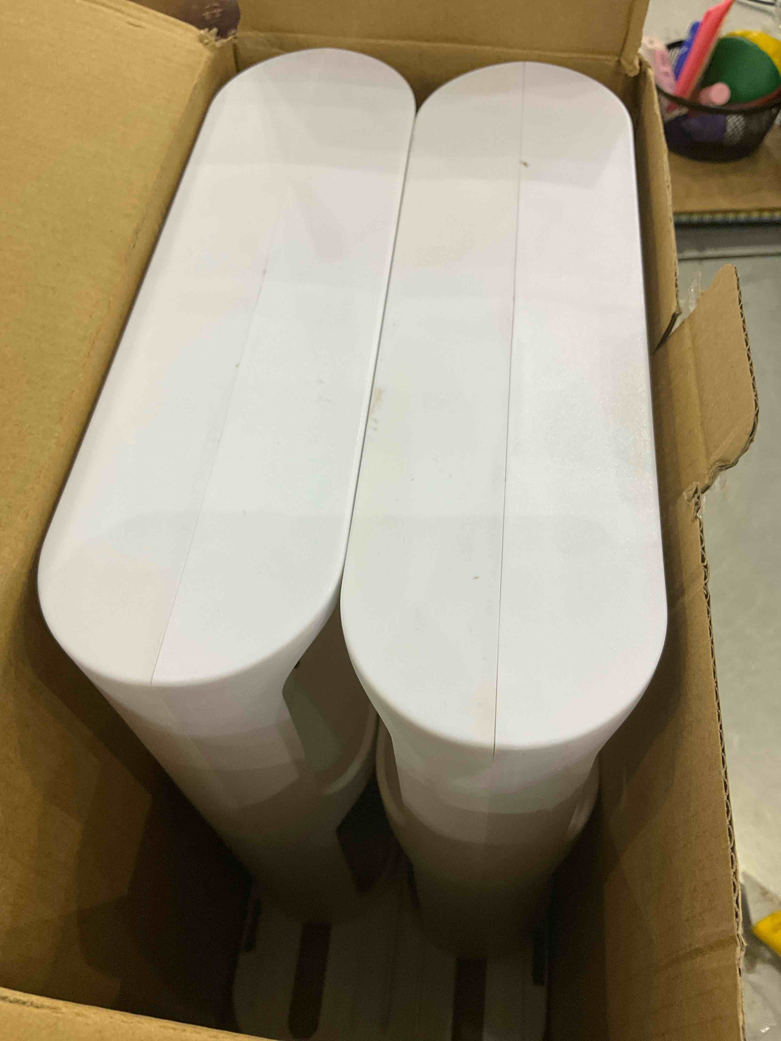 https://s3.amazonaws.com/lotting-images-prod/BargainHunt/EXS01530291_1715881462626.jpeg