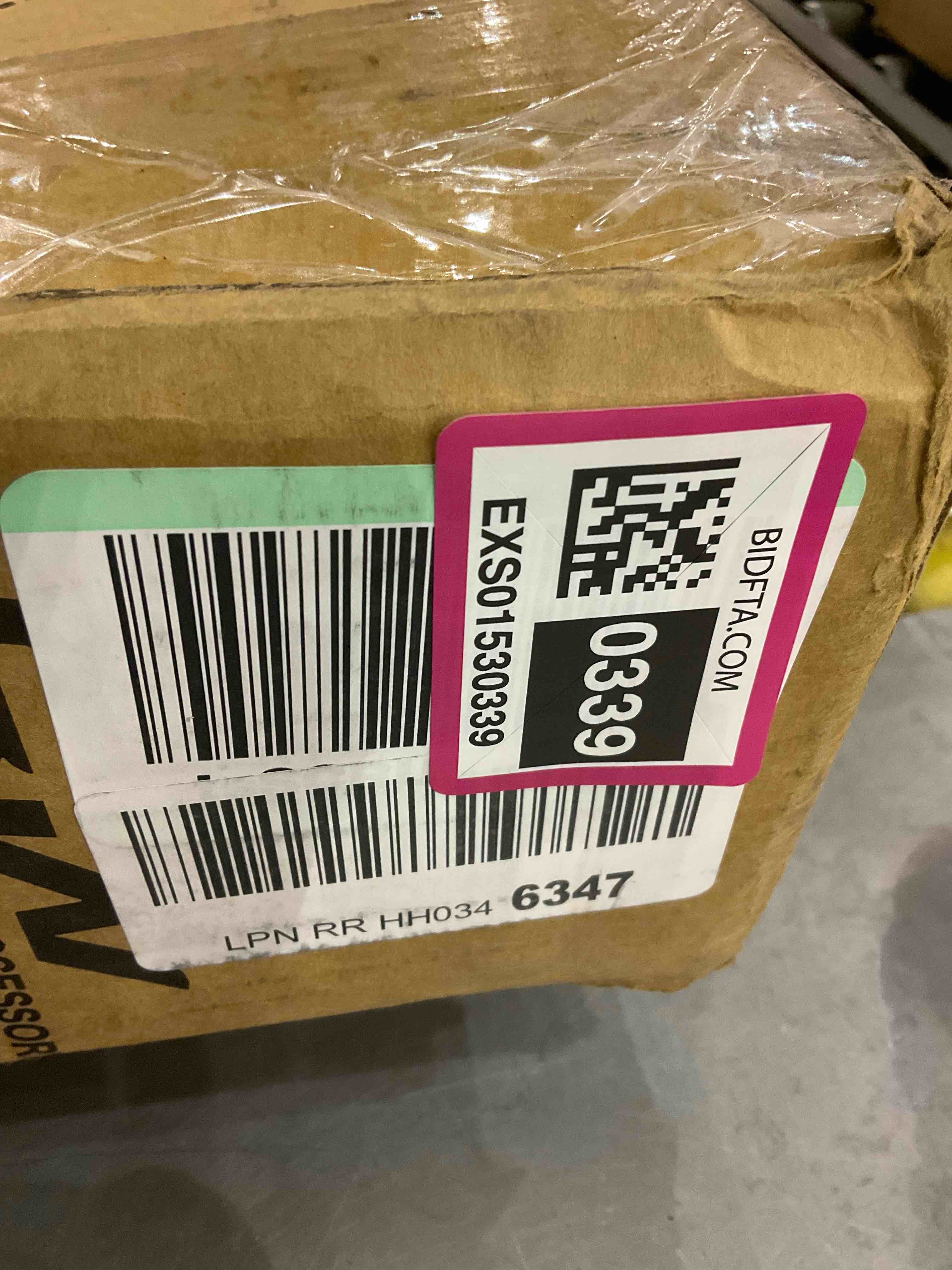 https://s3.amazonaws.com/lotting-images-prod/BargainHunt/EXS01530339_1715946780946.jpeg