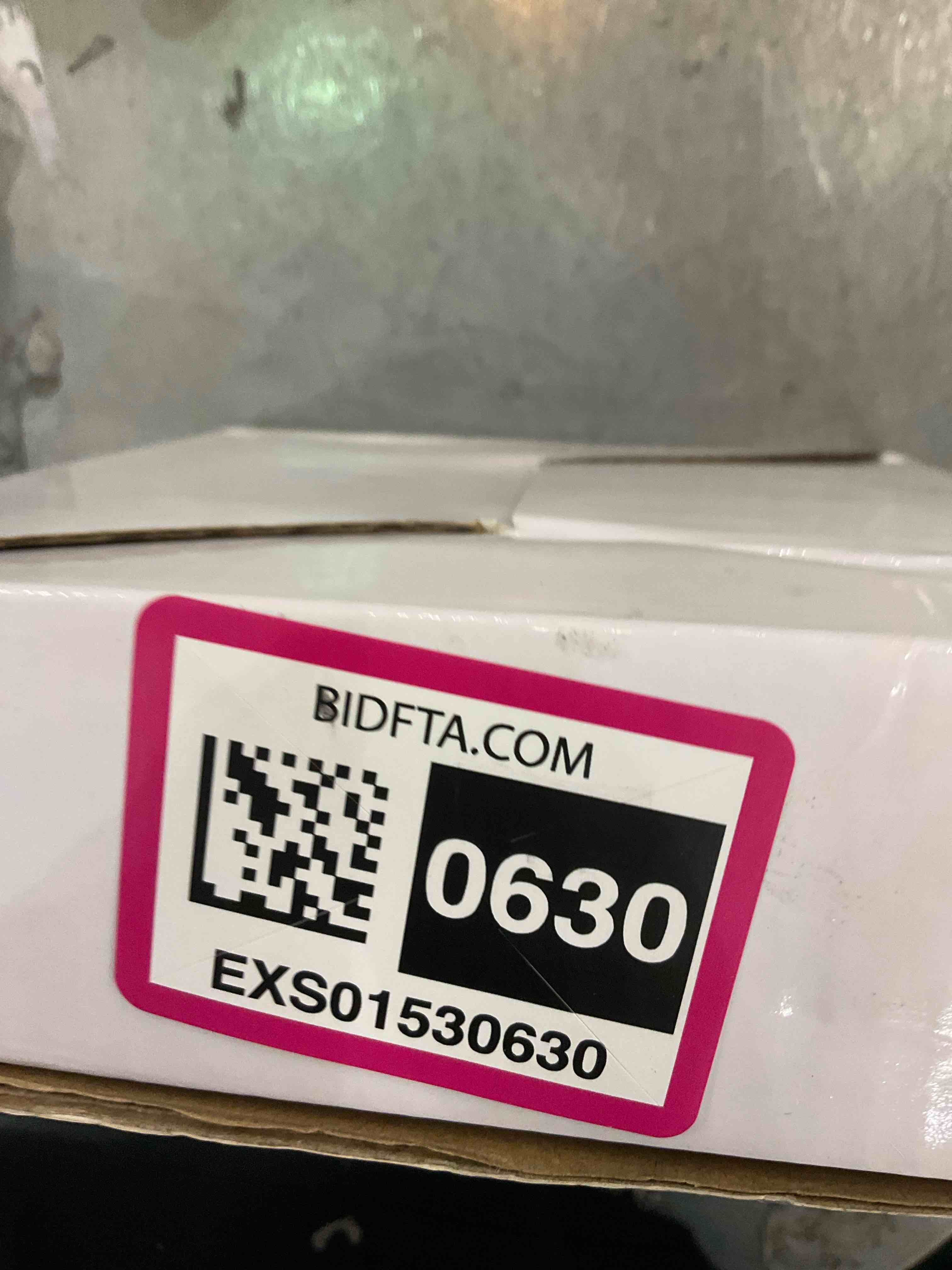 https://s3.amazonaws.com/lotting-images-prod/BargainHunt/EXS01530630_1714069542108.jpeg