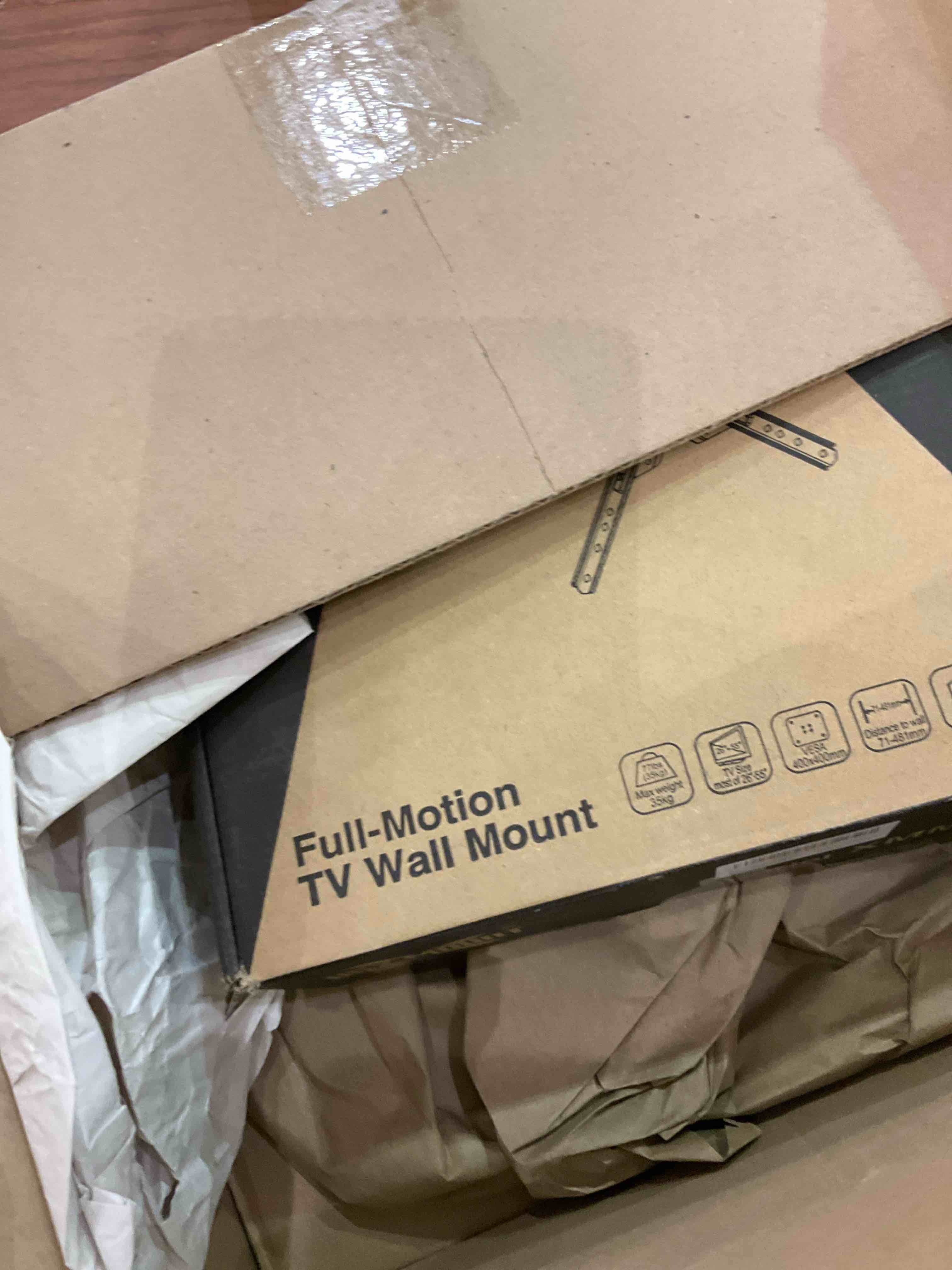 https://s3.amazonaws.com/lotting-images-prod/BargainHunt/EXS01530782_1714393840148.jpeg