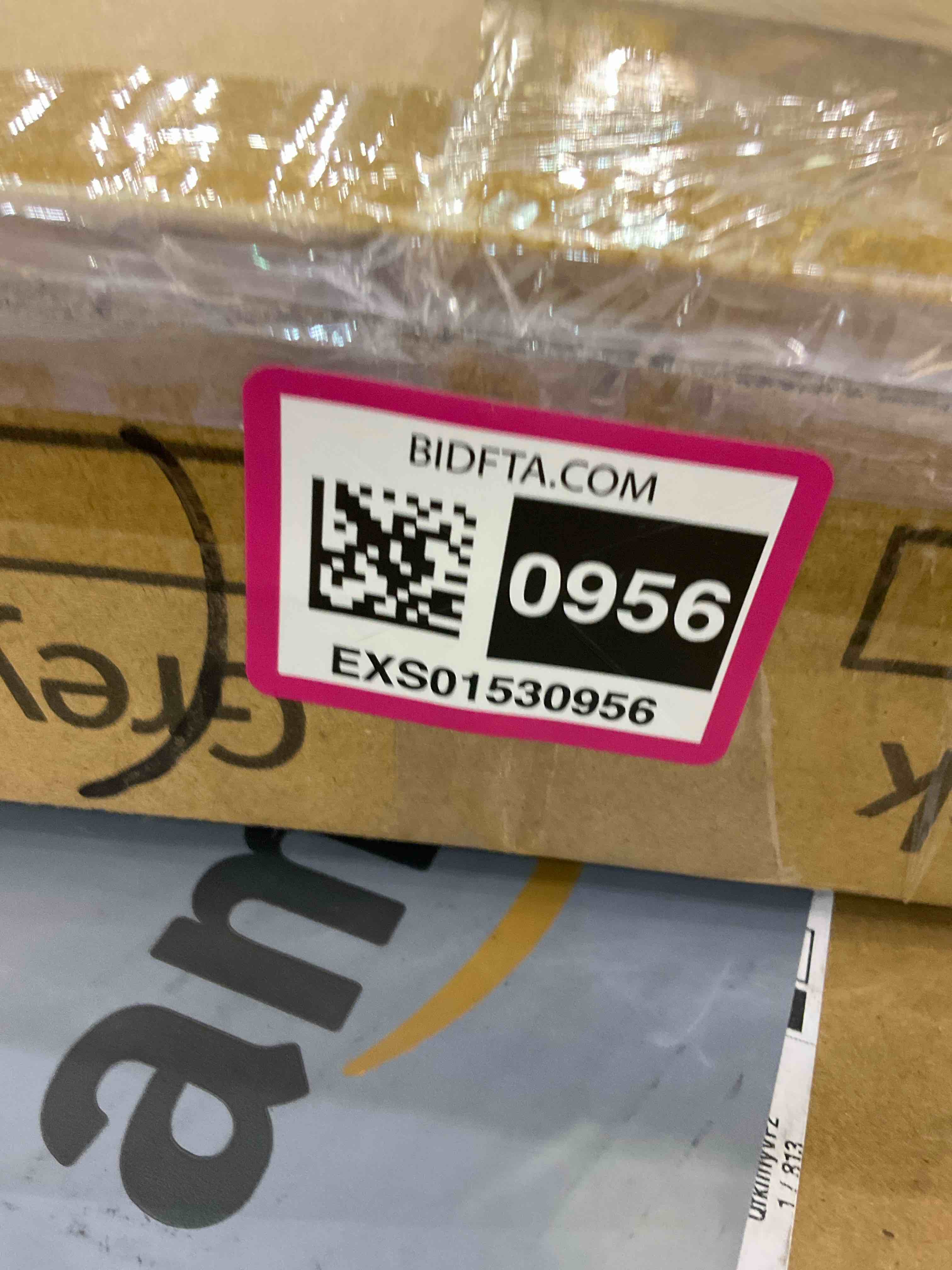 https://s3.amazonaws.com/lotting-images-prod/BargainHunt/EXS01530956_1714490551074.jpeg