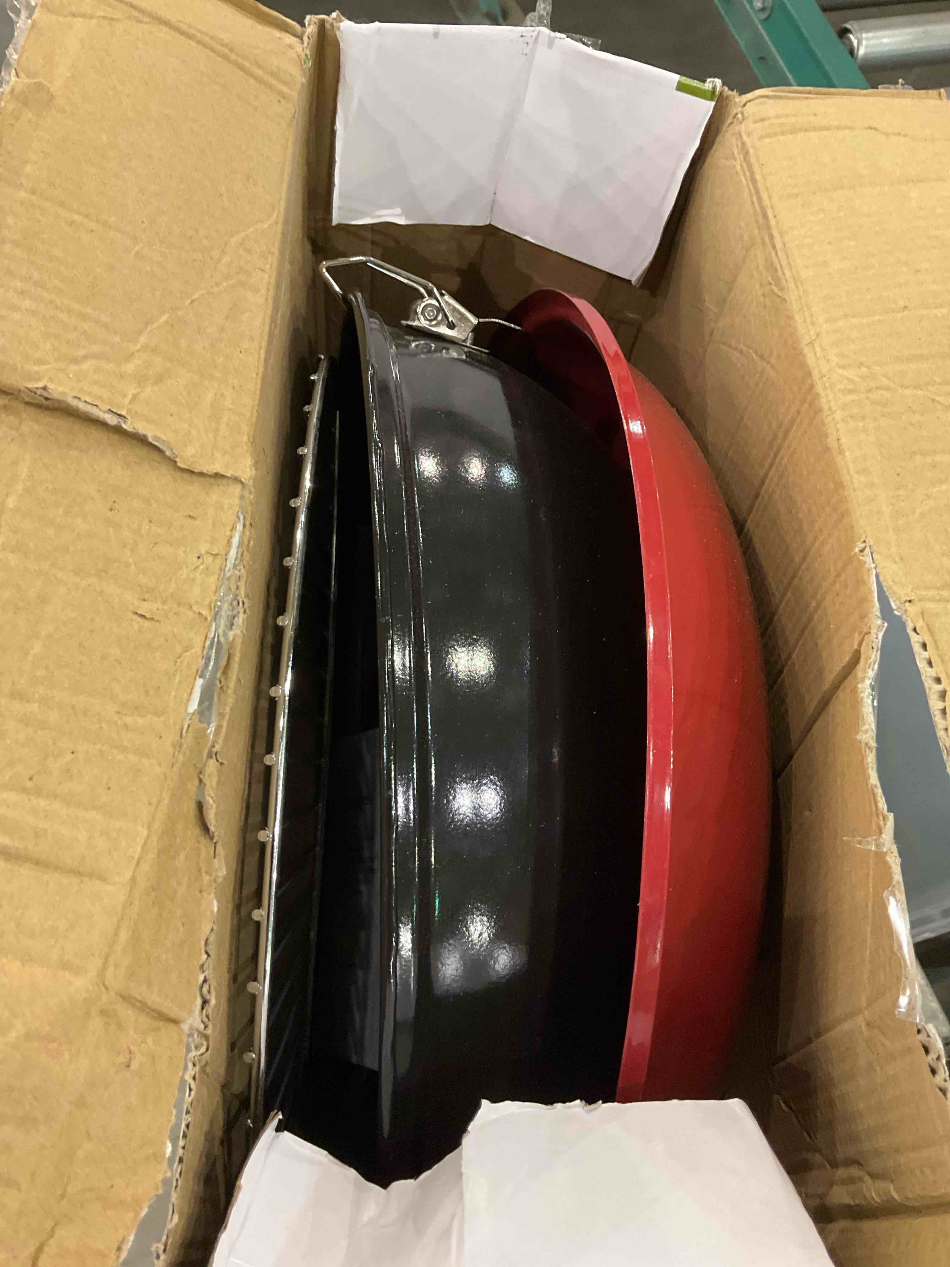https://s3.amazonaws.com/lotting-images-prod/BargainHunt/EXS01531006_1715340142292.jpeg