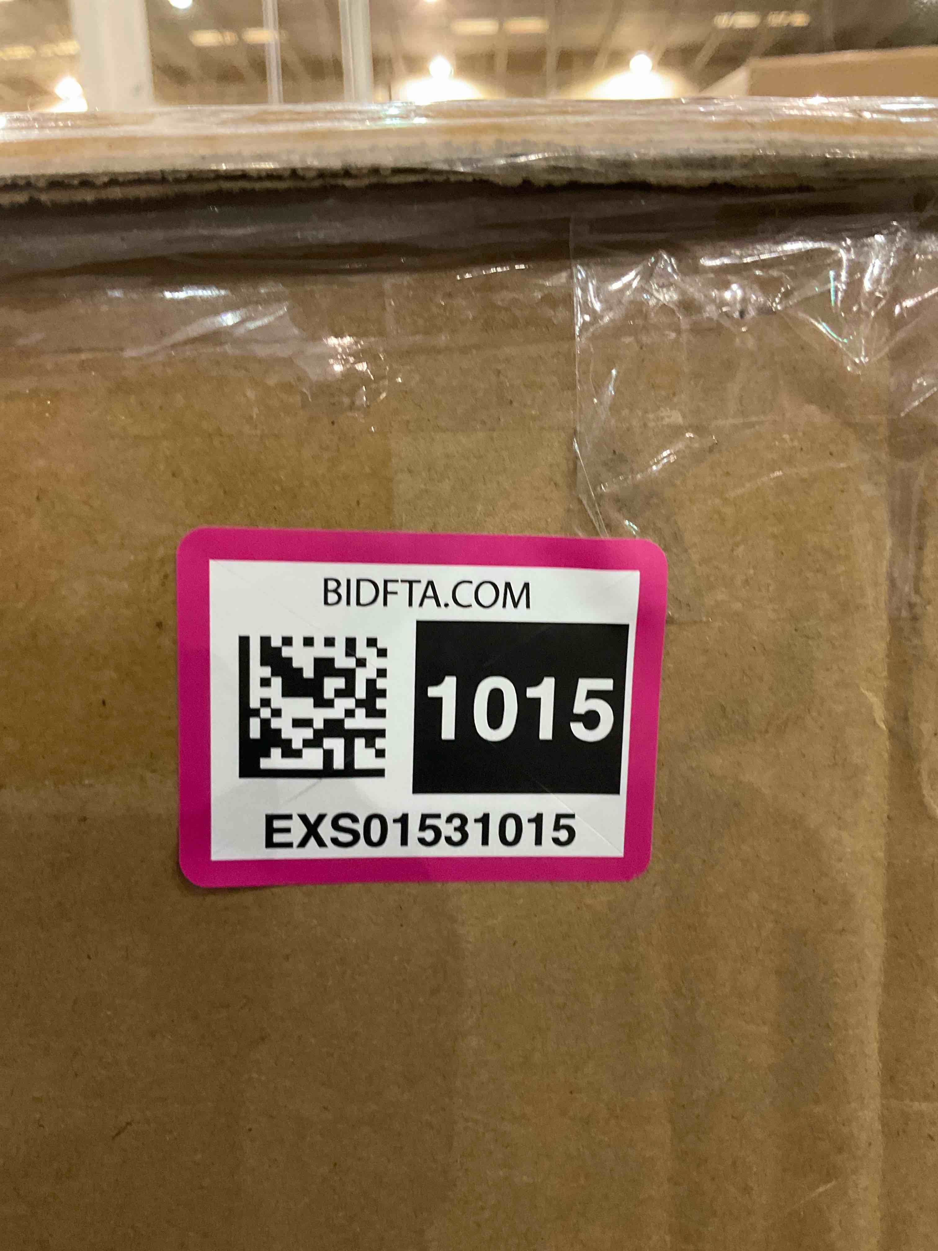 https://s3.amazonaws.com/lotting-images-prod/BargainHunt/EXS01531015_1715341382168.jpeg