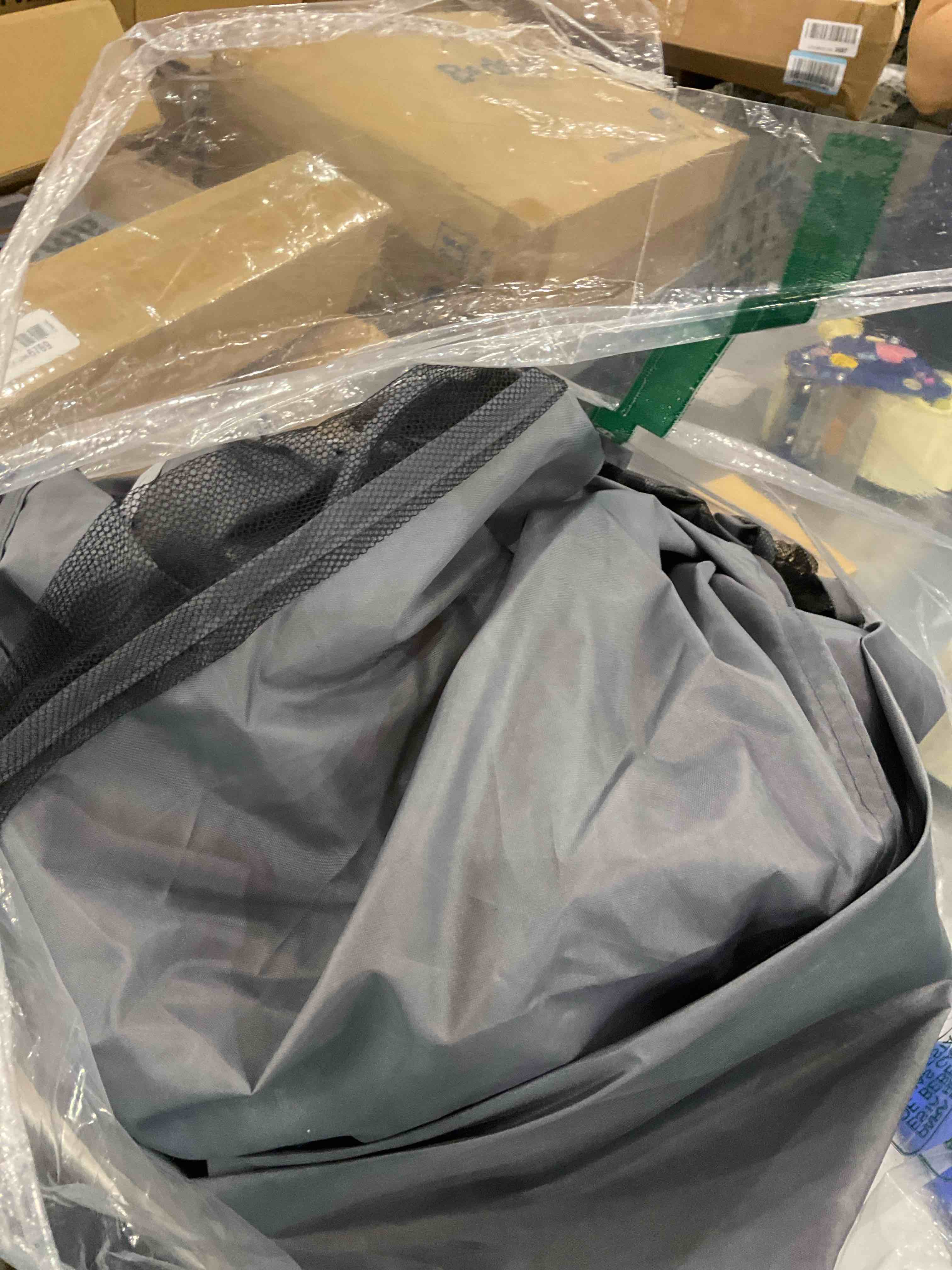https://s3.amazonaws.com/lotting-images-prod/BargainHunt/EXS01531301_1715610341649.jpeg