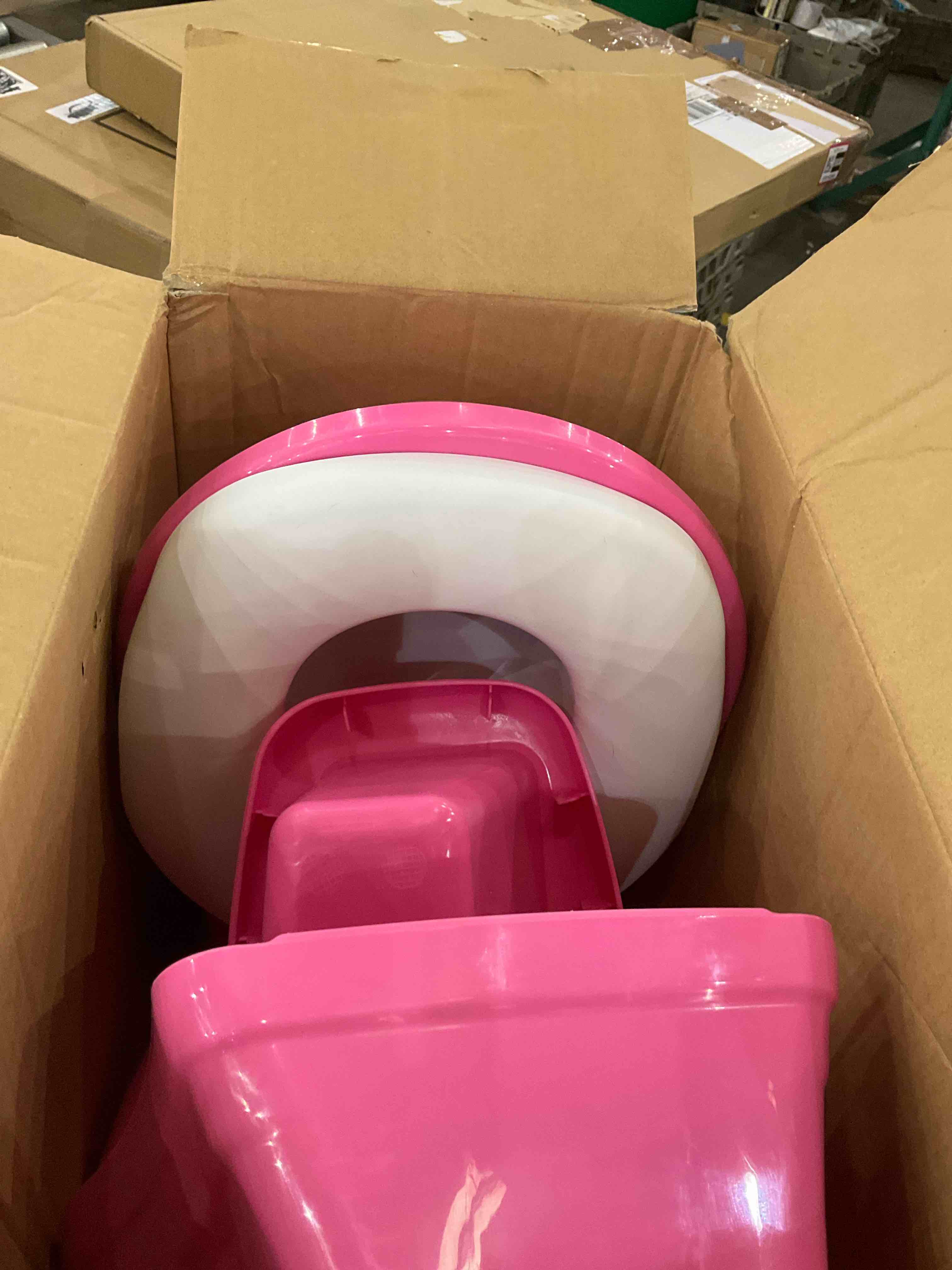 https://s3.amazonaws.com/lotting-images-prod/BargainHunt/EXS01531325_1715613127613.jpeg