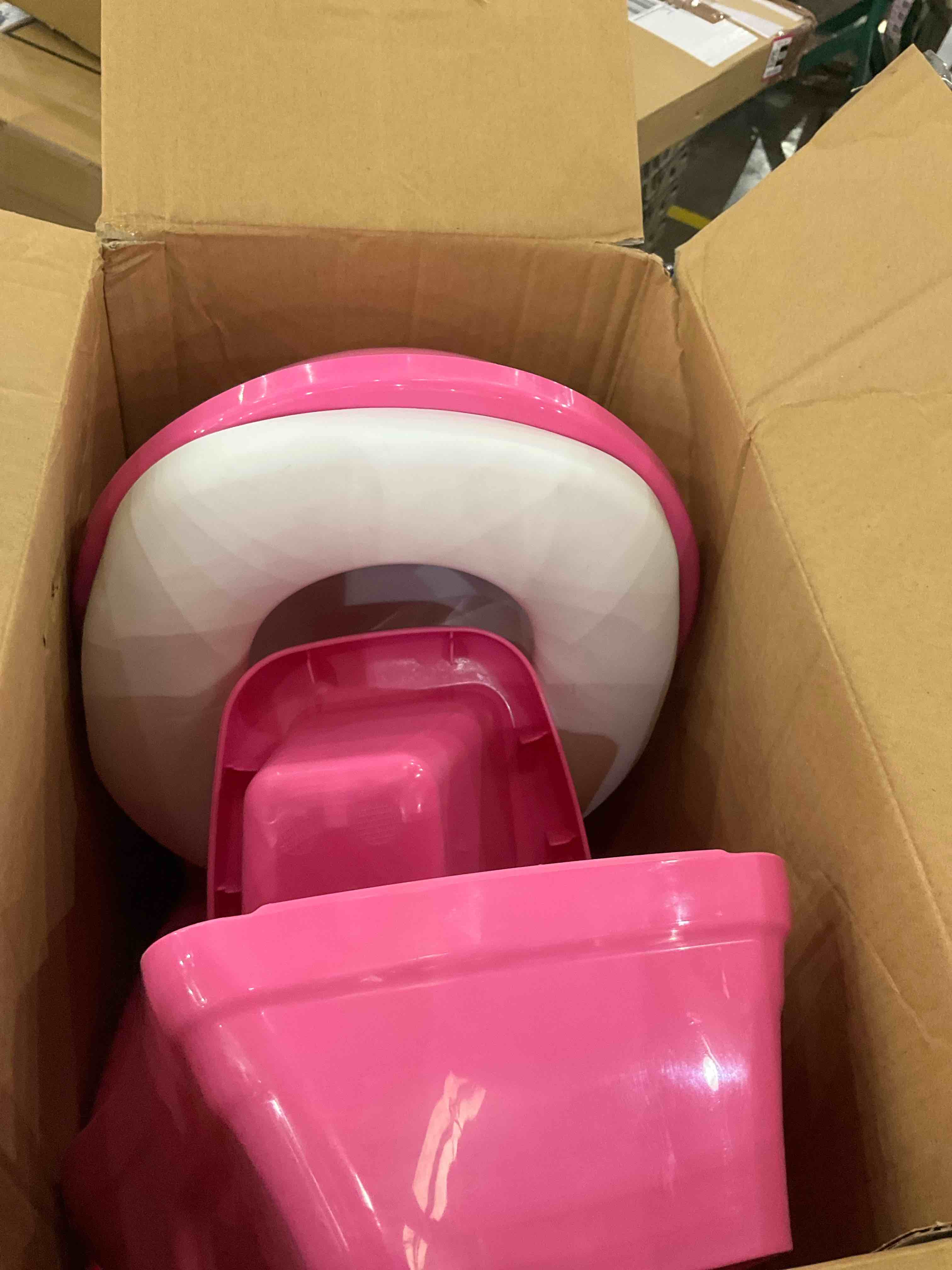 https://s3.amazonaws.com/lotting-images-prod/BargainHunt/EXS01531325_1715613129838.jpeg