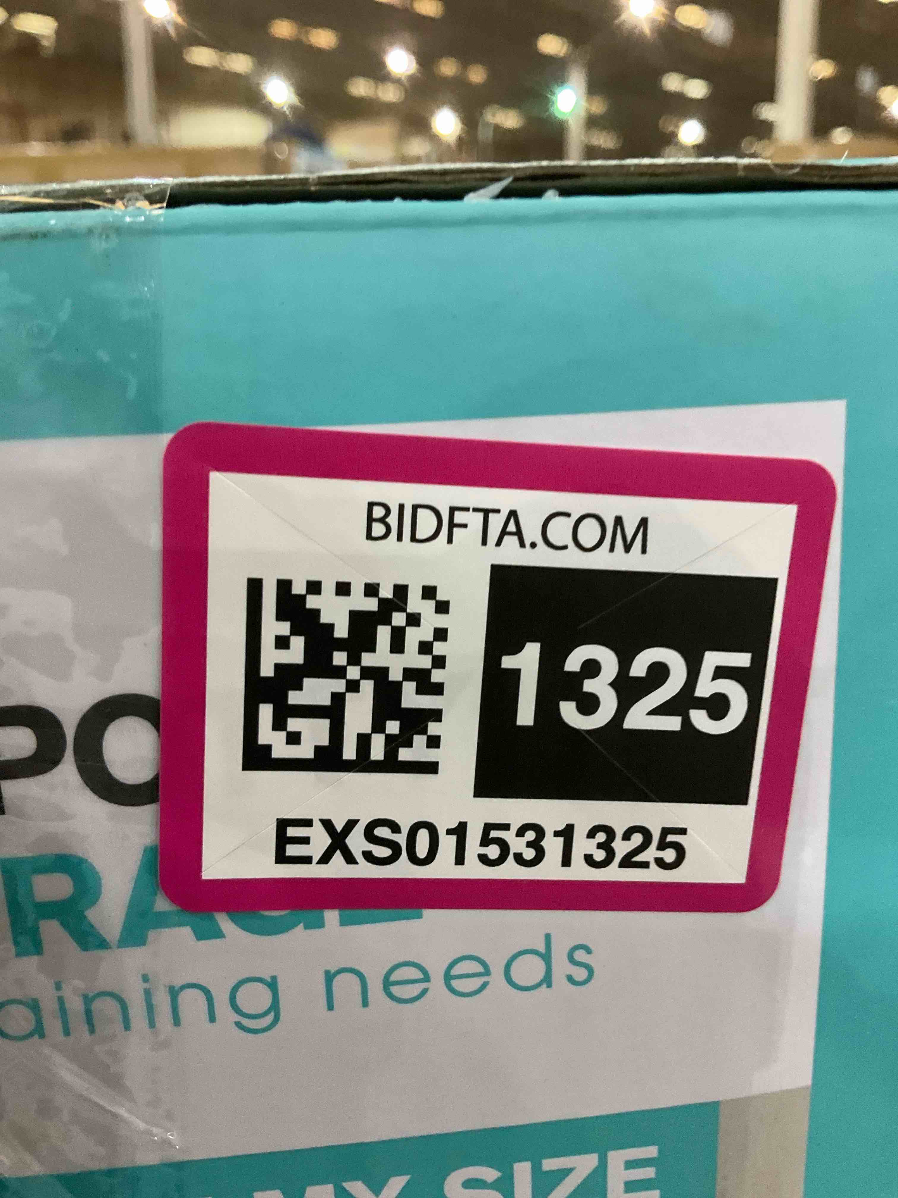 https://s3.amazonaws.com/lotting-images-prod/BargainHunt/EXS01531325_1715613148558.jpeg
