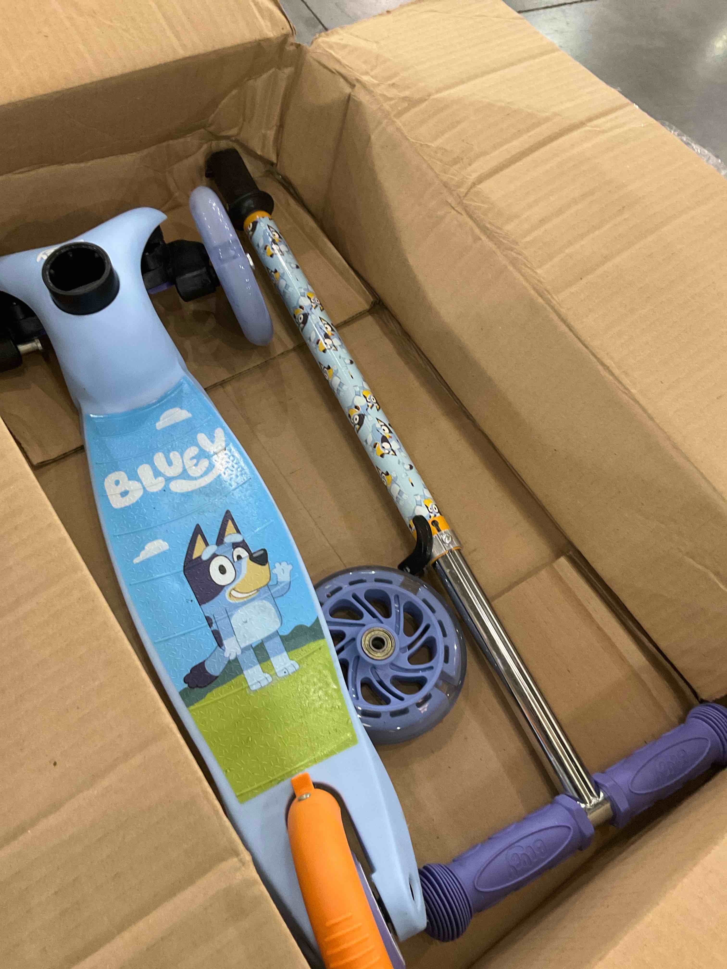 https://s3.amazonaws.com/lotting-images-prod/BargainHunt/EXS01531347_1715618400189.jpeg