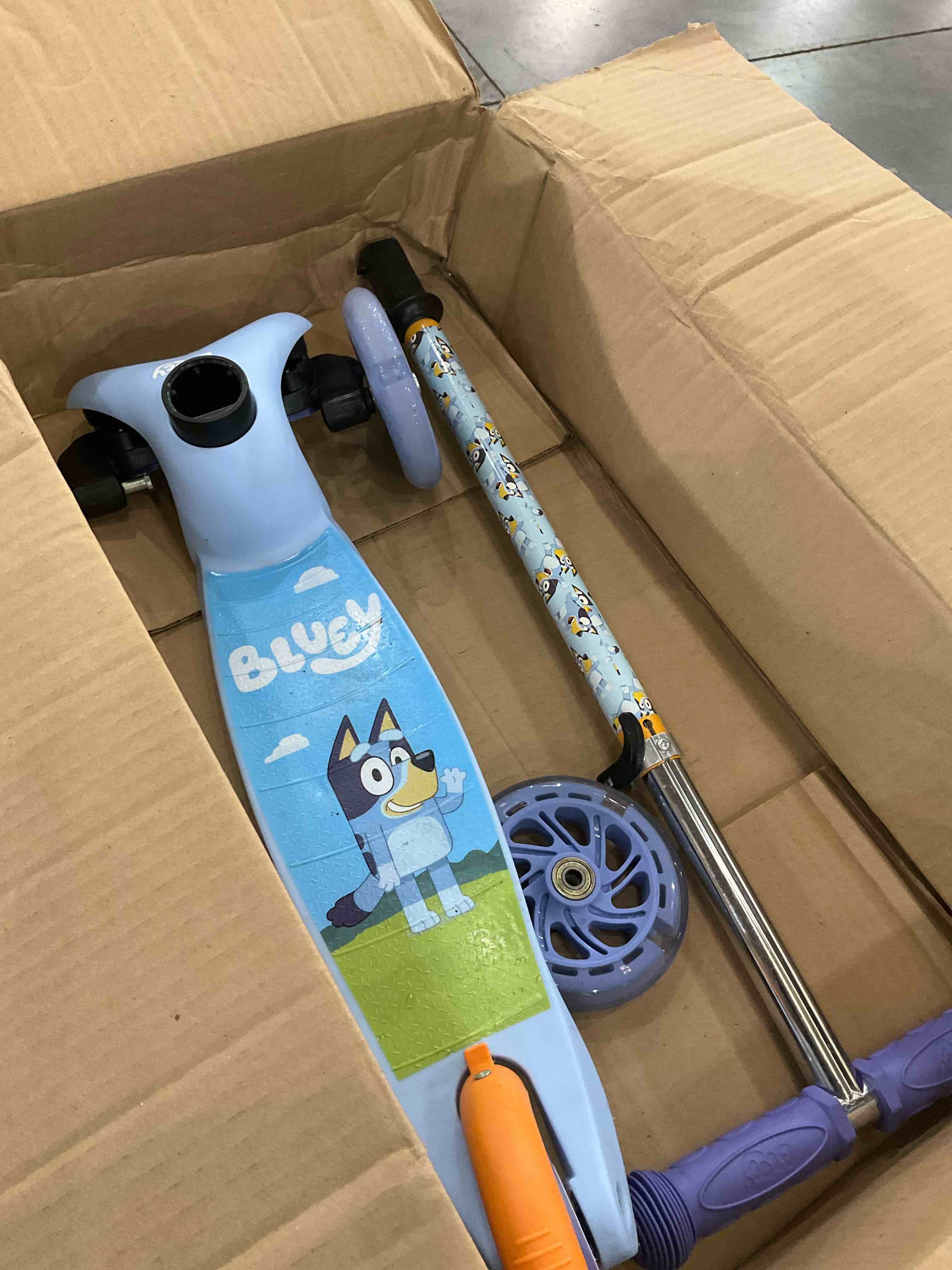 https://s3.amazonaws.com/lotting-images-prod/BargainHunt/EXS01531347_1715618402228.jpeg