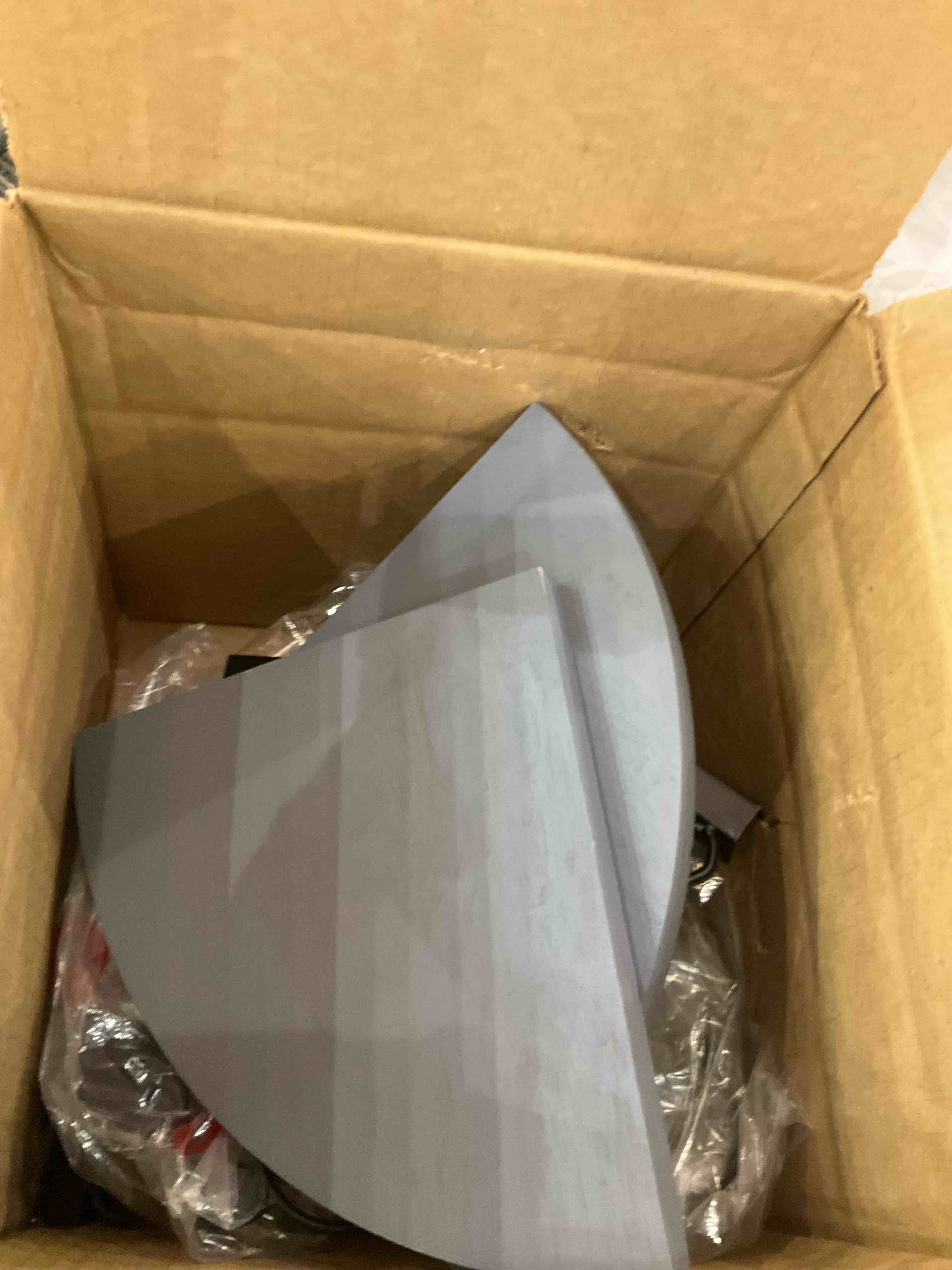 https://s3.amazonaws.com/lotting-images-prod/BargainHunt/EXS01531388_1715625739493.jpeg
