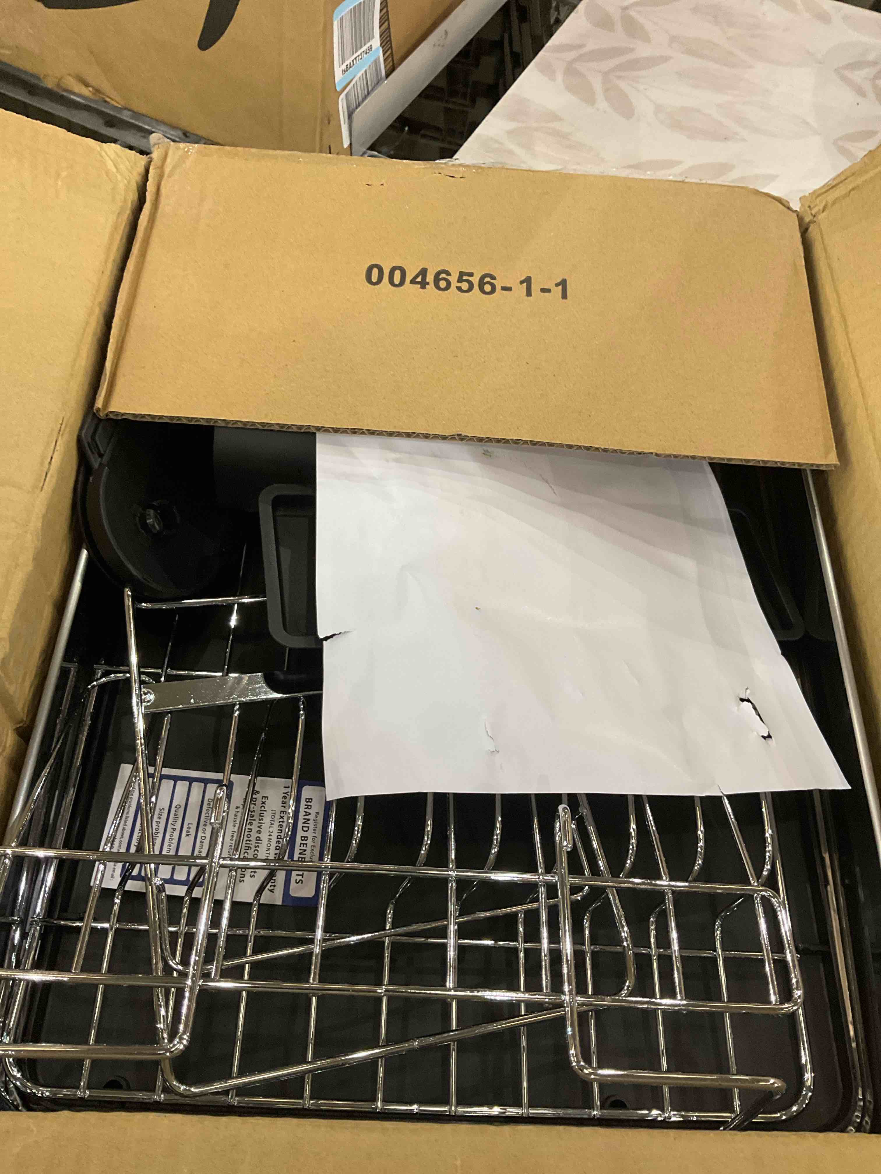 https://s3.amazonaws.com/lotting-images-prod/BargainHunt/EXS01531402_1715626884833.jpeg