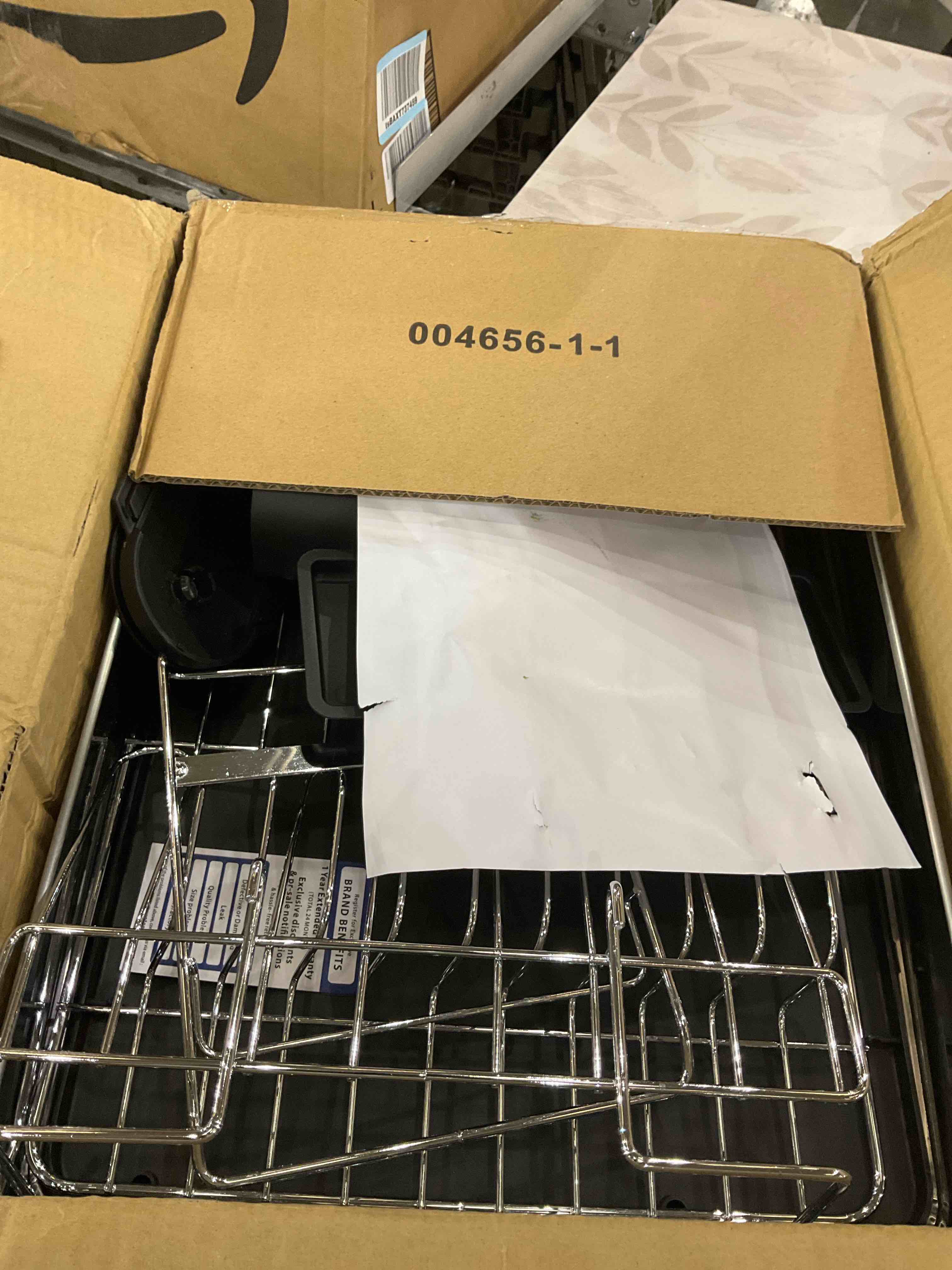 https://s3.amazonaws.com/lotting-images-prod/BargainHunt/EXS01531402_1715626885759.jpeg