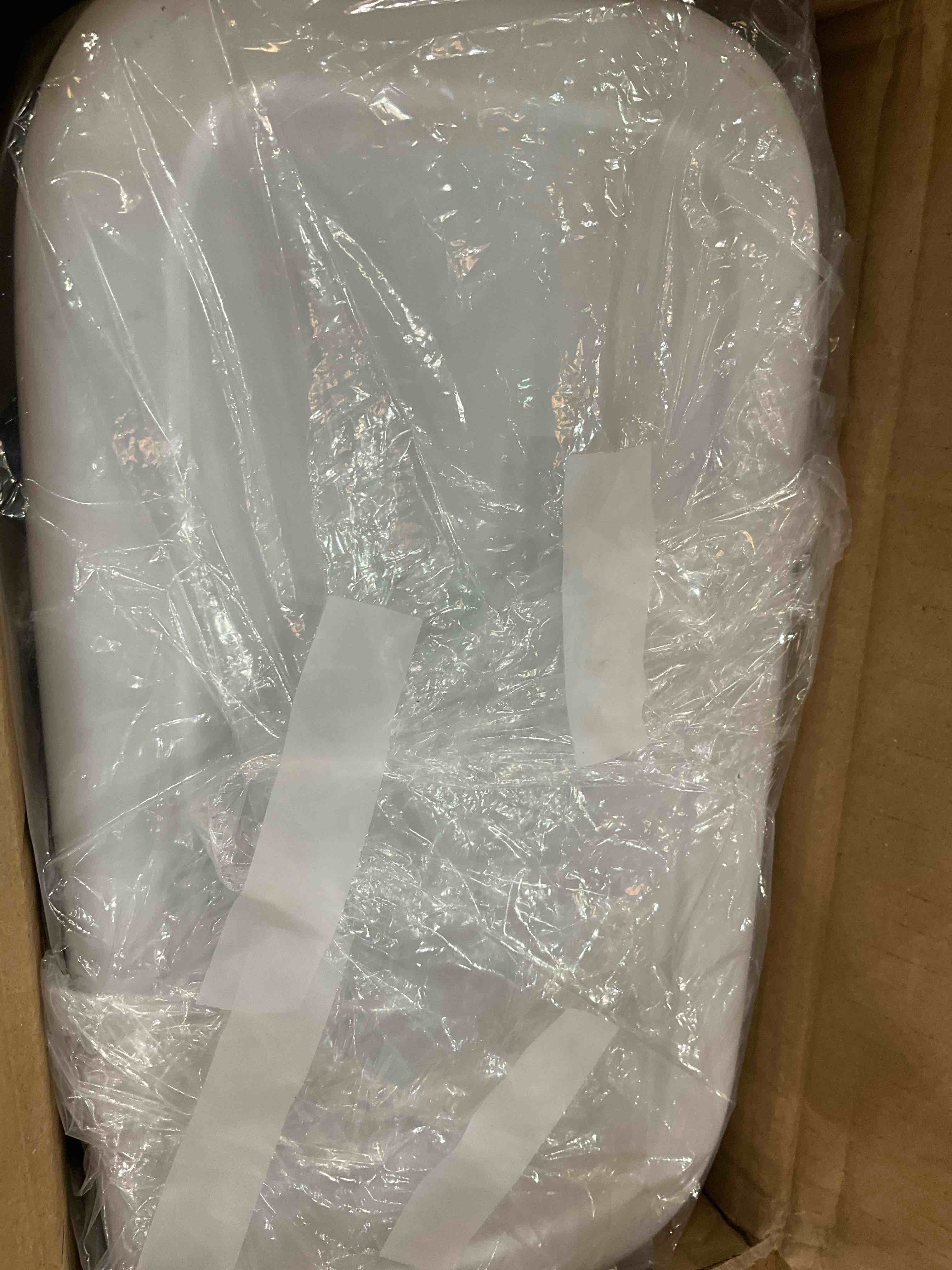 https://s3.amazonaws.com/lotting-images-prod/BargainHunt/EXS01531506_1714069364647.jpeg