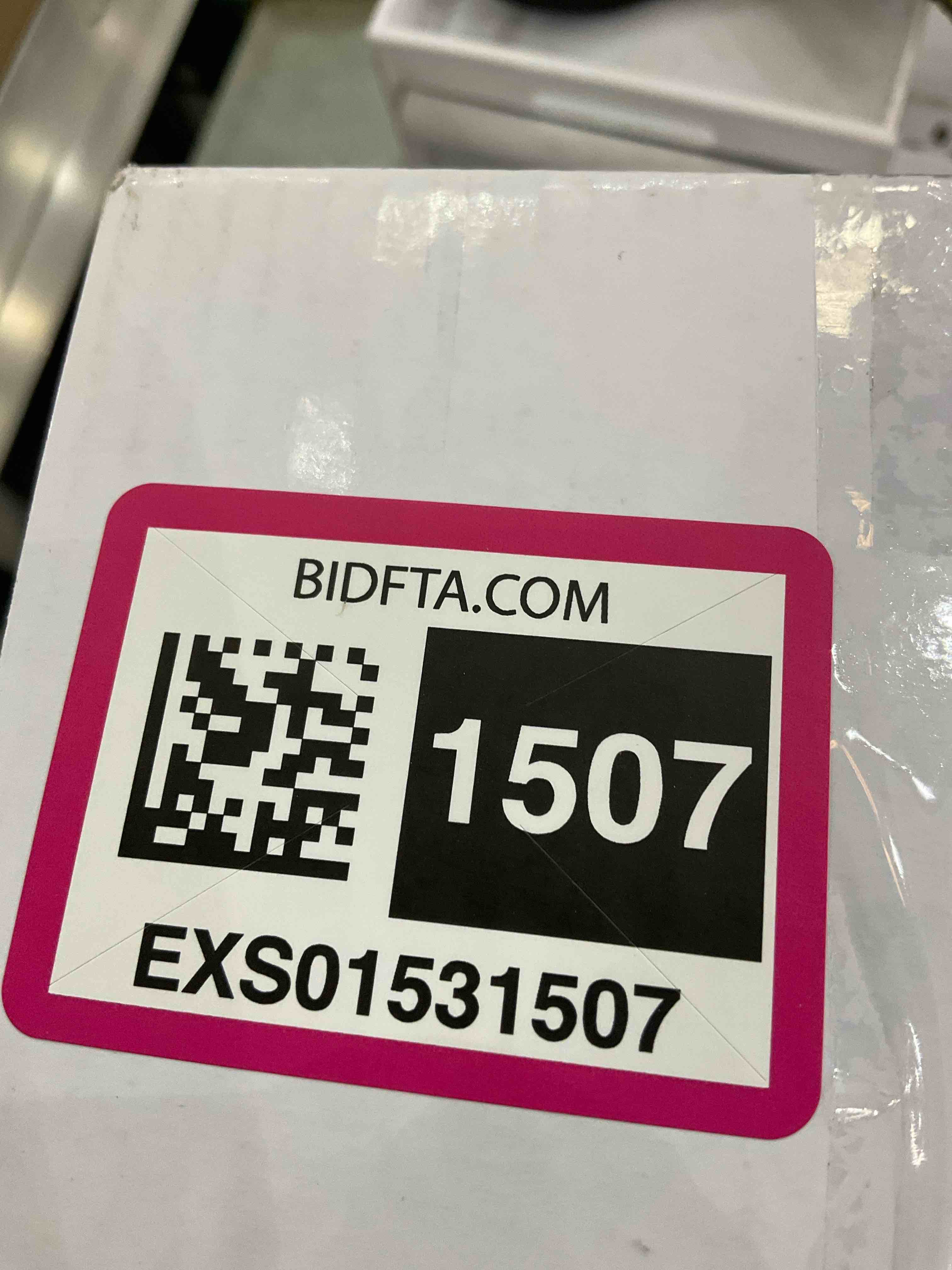 https://s3.amazonaws.com/lotting-images-prod/BargainHunt/EXS01531507_1714069537601.jpeg