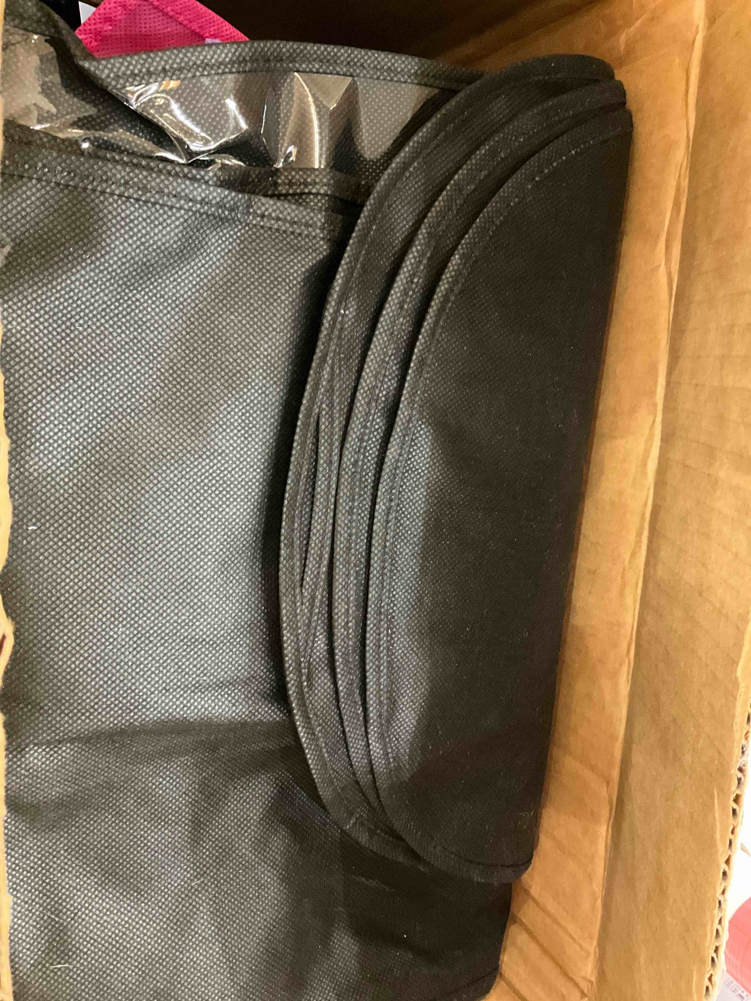 https://s3.amazonaws.com/lotting-images-prod/BargainHunt/EXS01531512_1714070184171.jpeg
