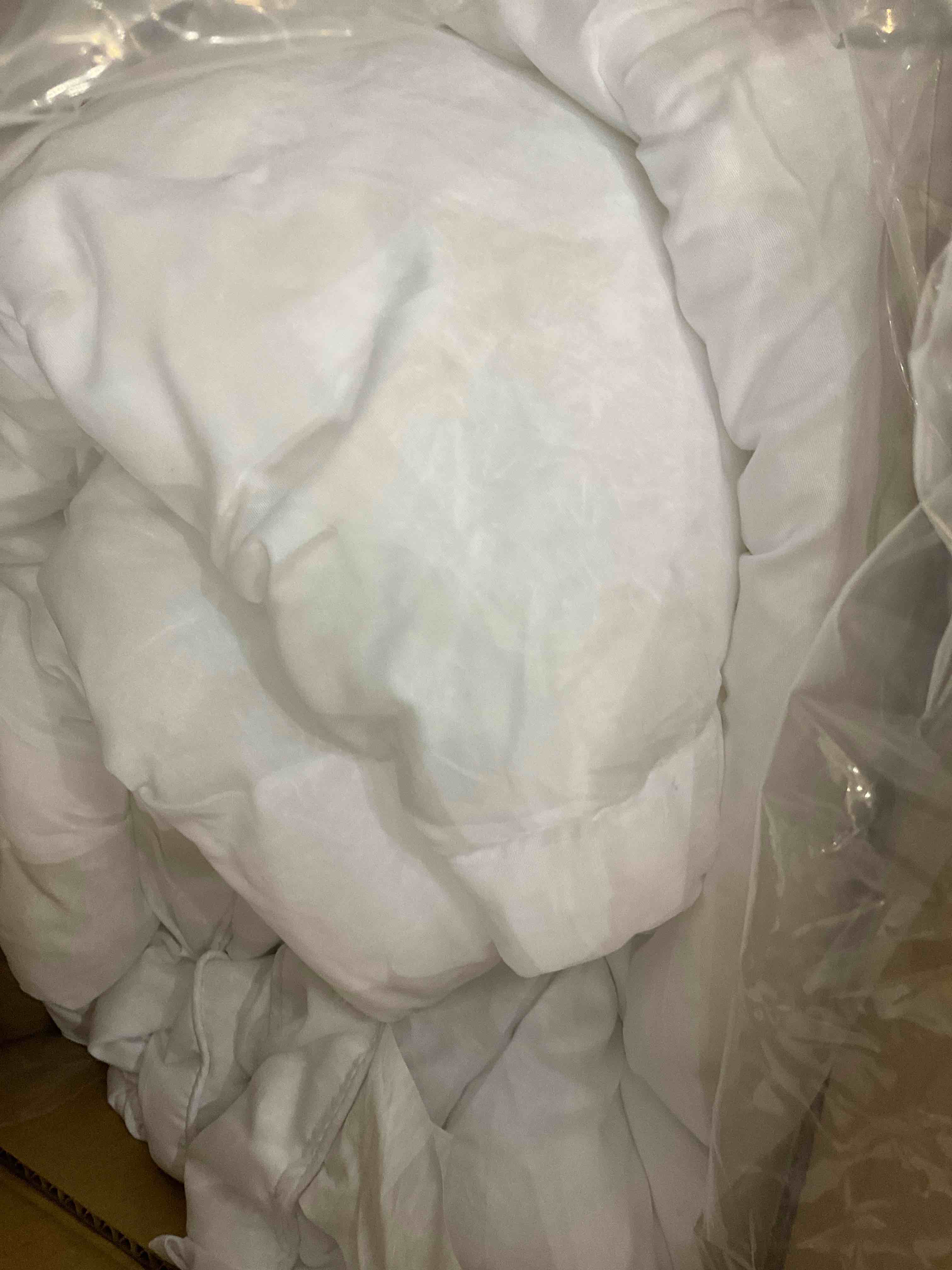 https://s3.amazonaws.com/lotting-images-prod/BargainHunt/EXS01531604_1714144436016.jpeg
