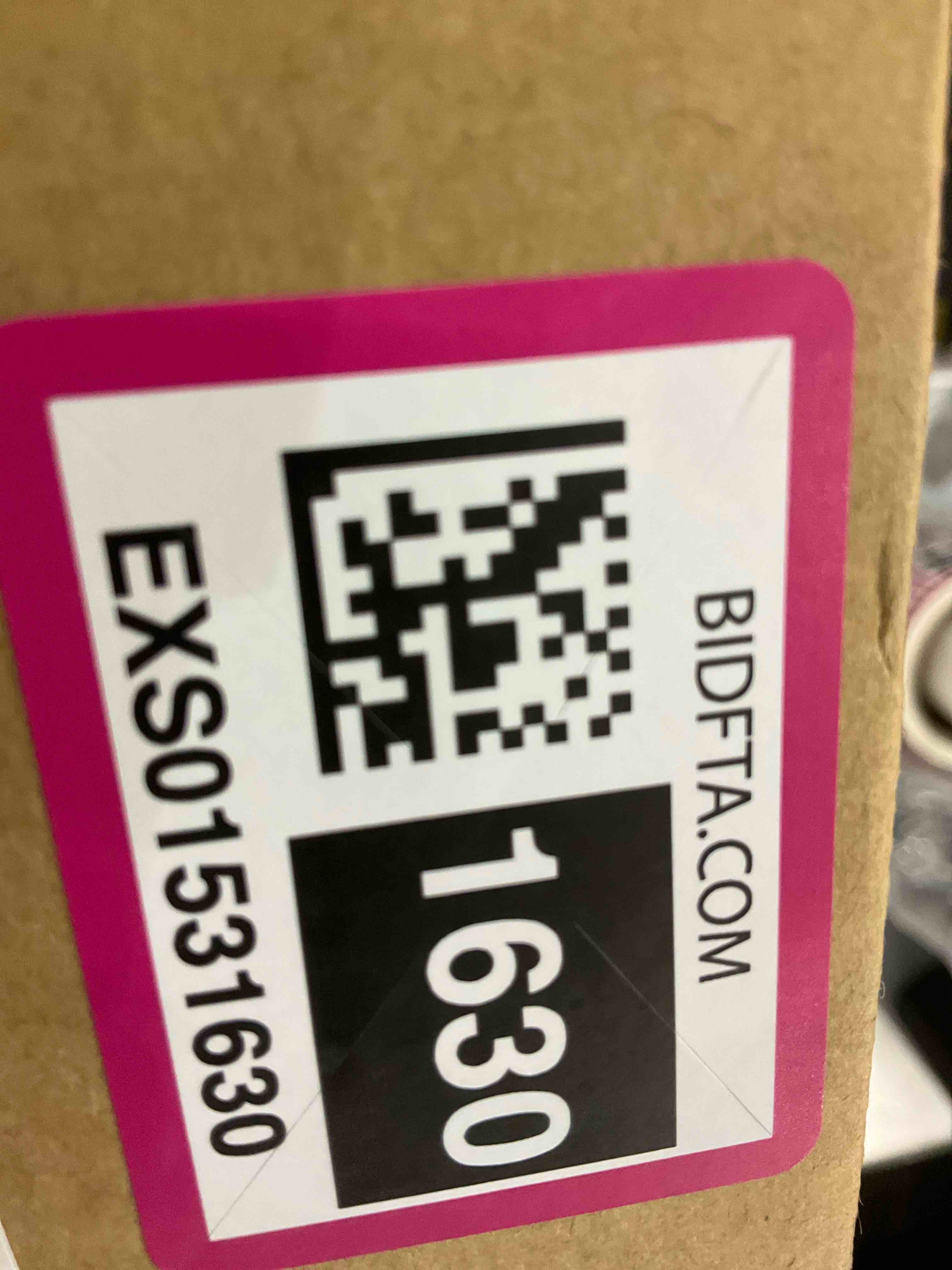 https://s3.amazonaws.com/lotting-images-prod/BargainHunt/EXS01531630_1714158379203.jpeg