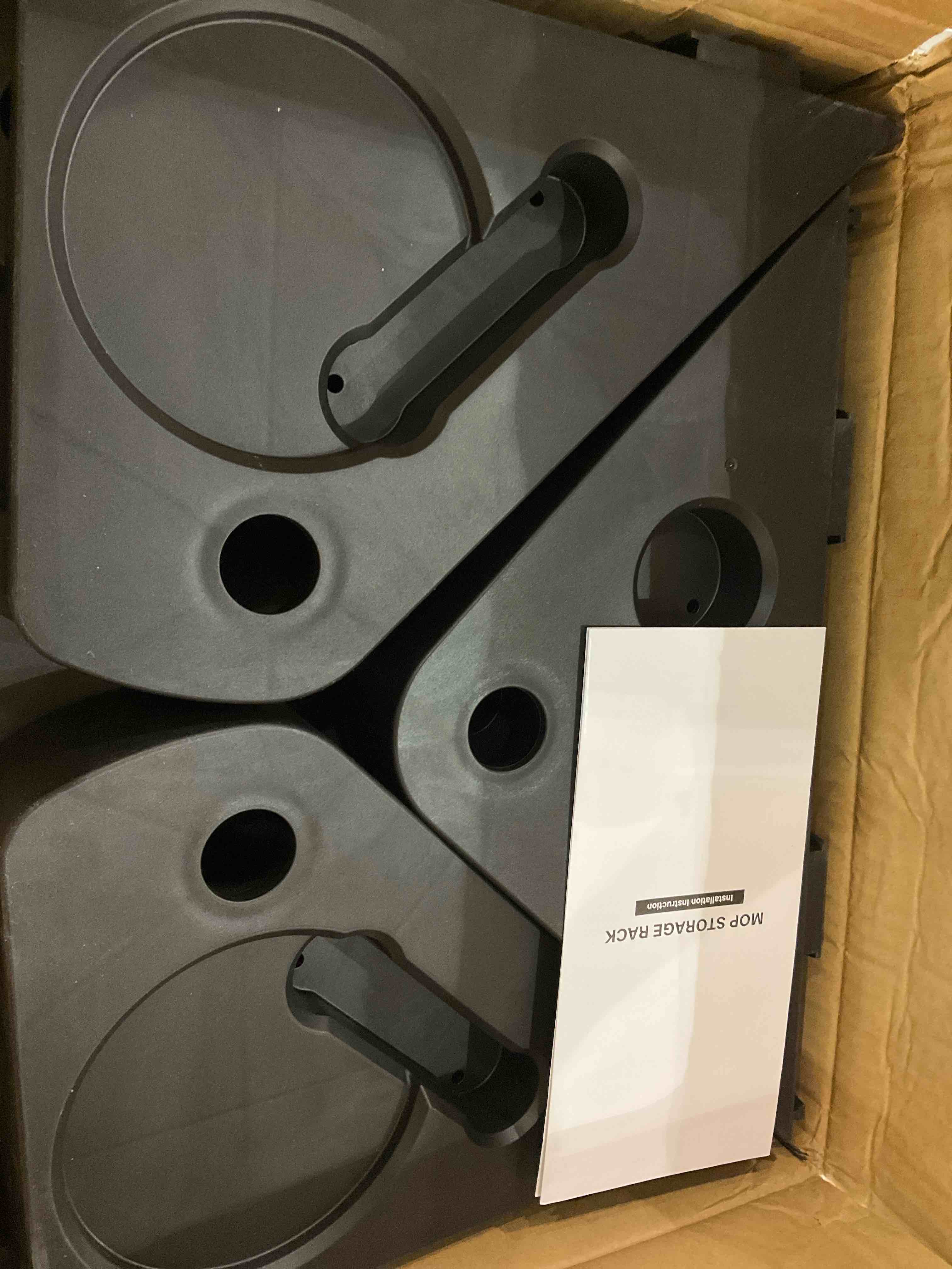 https://s3.amazonaws.com/lotting-images-prod/BargainHunt/EXS01531672_1714394961746.jpeg