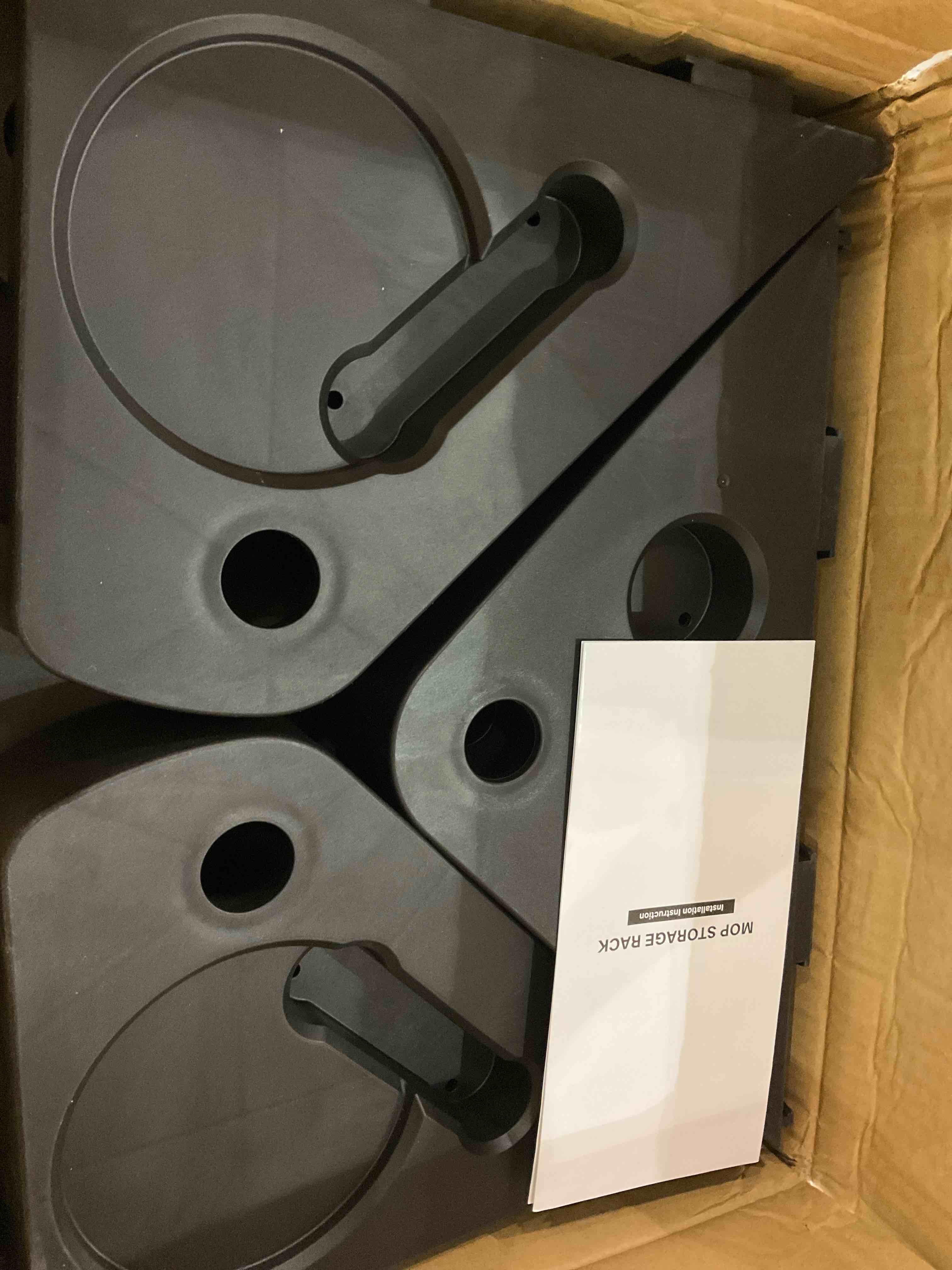 https://s3.amazonaws.com/lotting-images-prod/BargainHunt/EXS01531672_1714394962957.jpeg