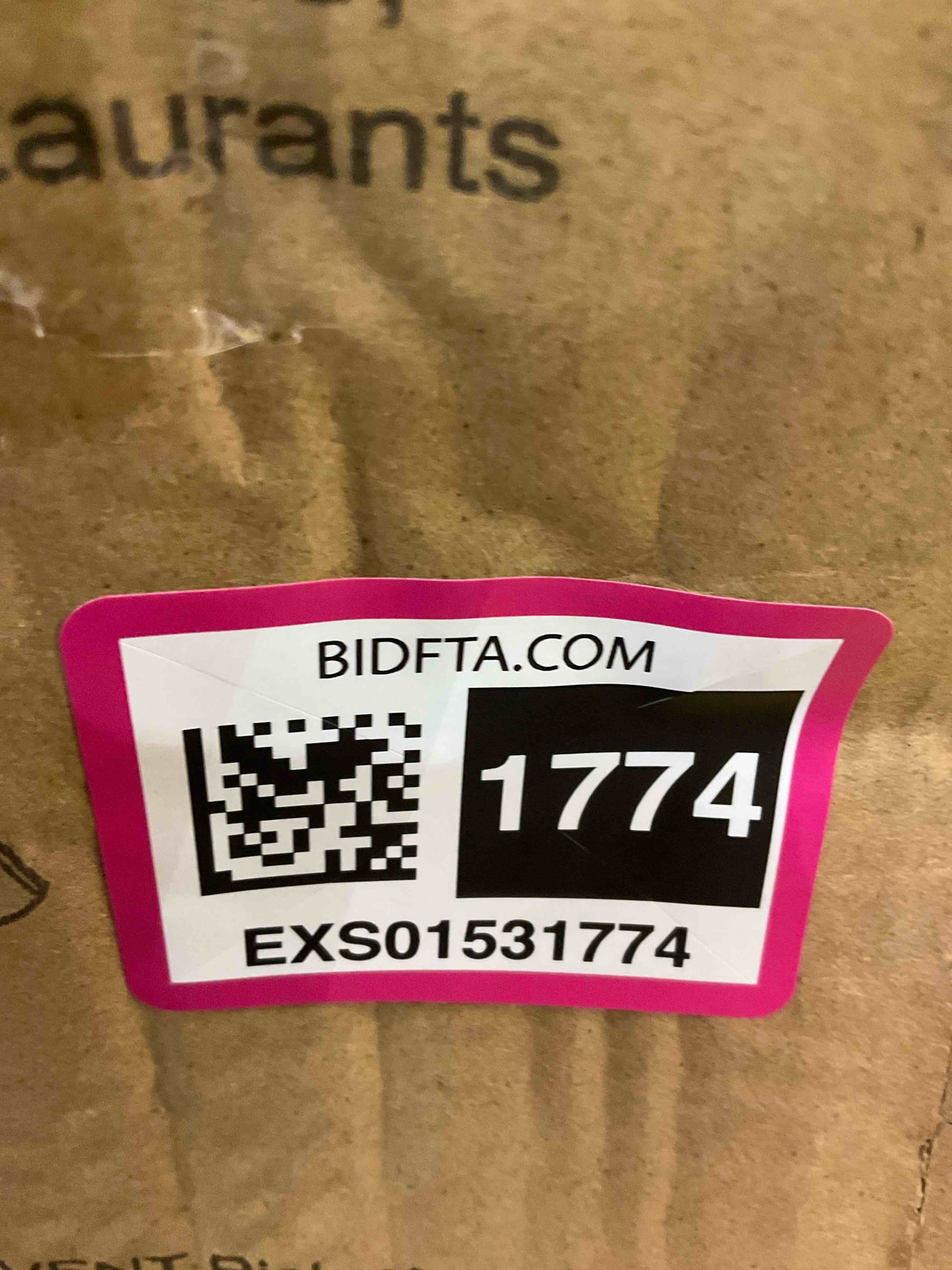 https://s3.amazonaws.com/lotting-images-prod/BargainHunt/EXS01531774_1714417603547.jpeg