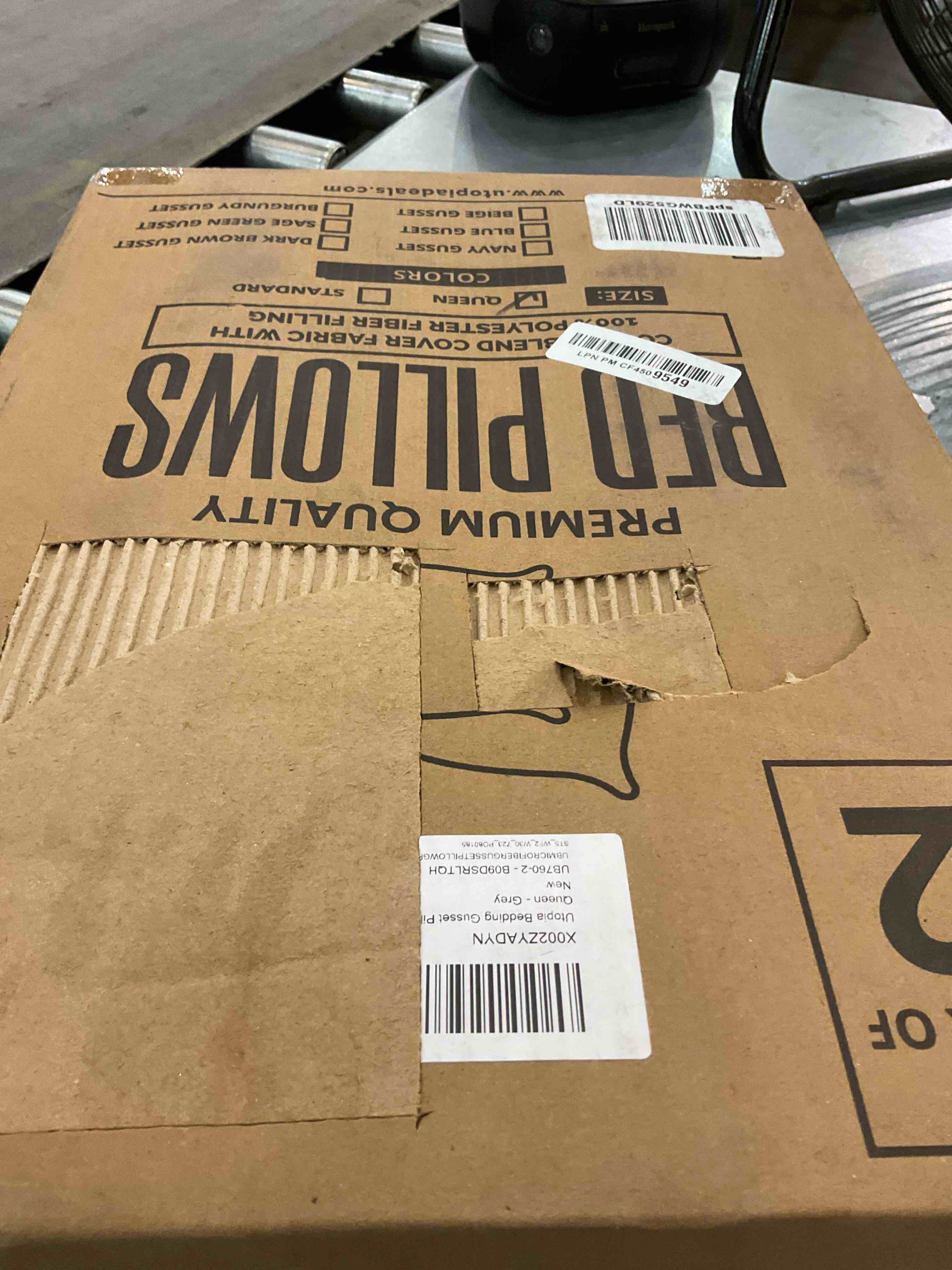 https://s3.amazonaws.com/lotting-images-prod/BargainHunt/EXS01532061_1713971630128.jpeg