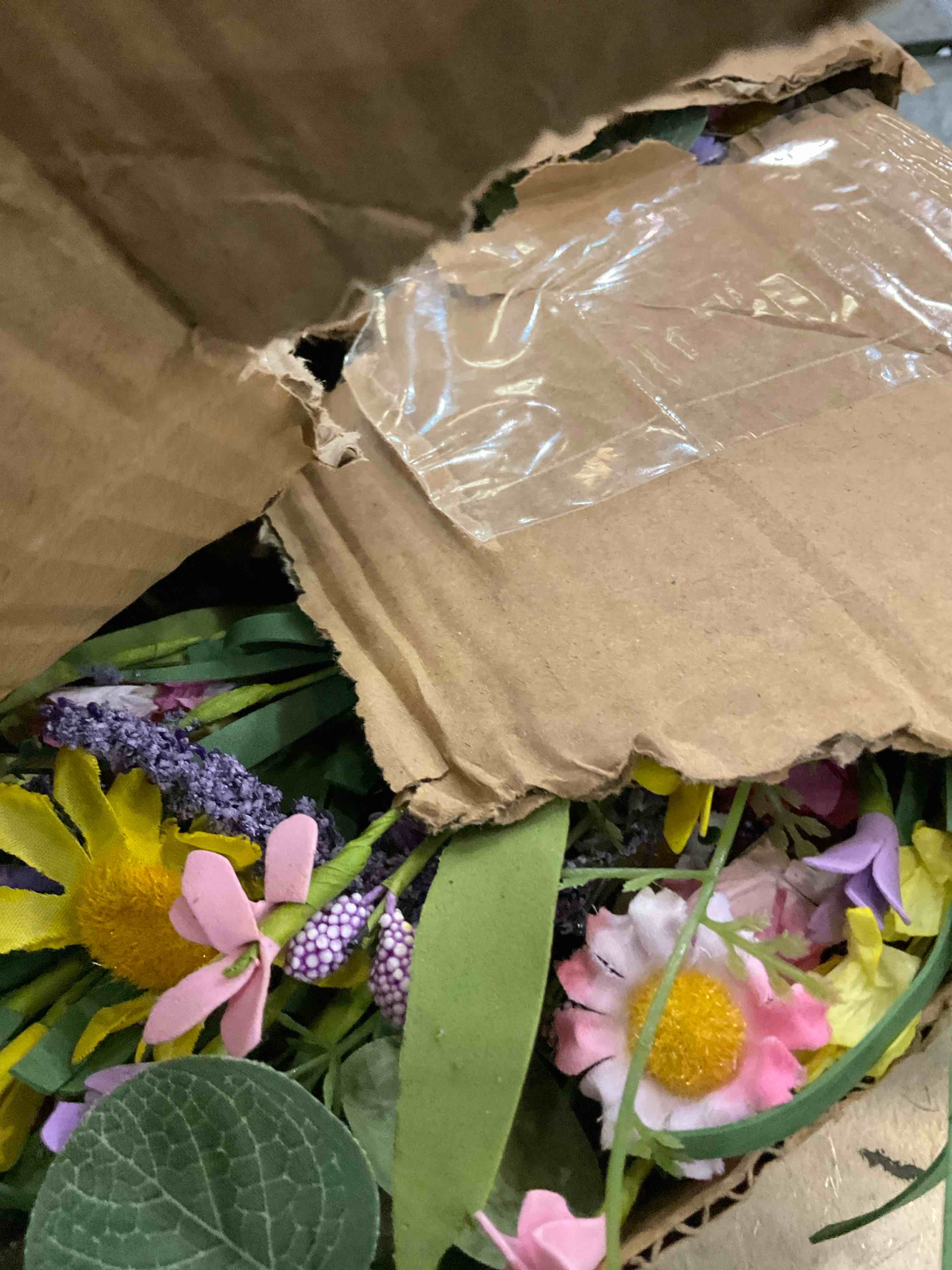 https://s3.amazonaws.com/lotting-images-prod/BargainHunt/EXS01532414_1714072140427.jpeg