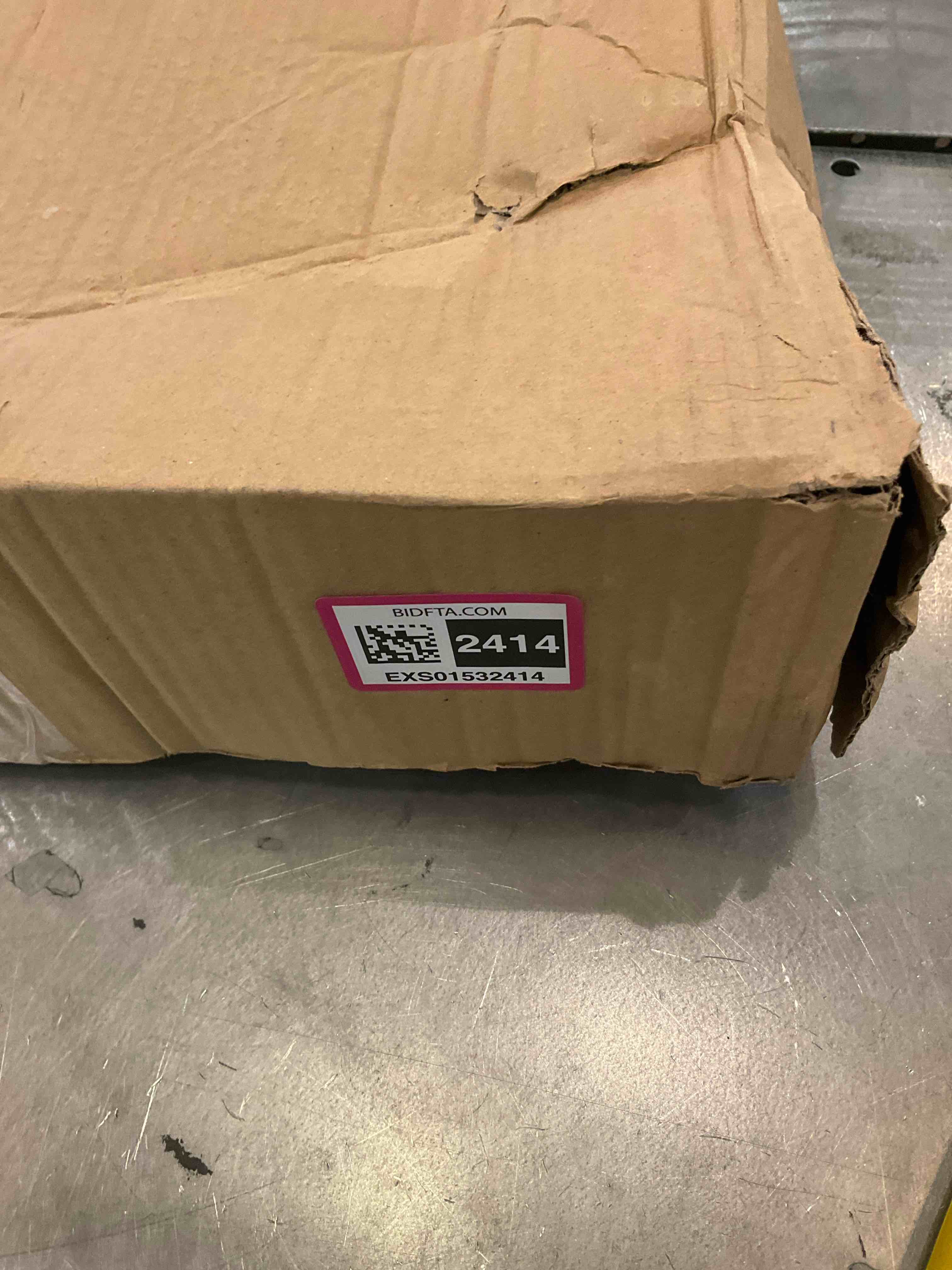 https://s3.amazonaws.com/lotting-images-prod/BargainHunt/EXS01532414_1714072177535.jpeg