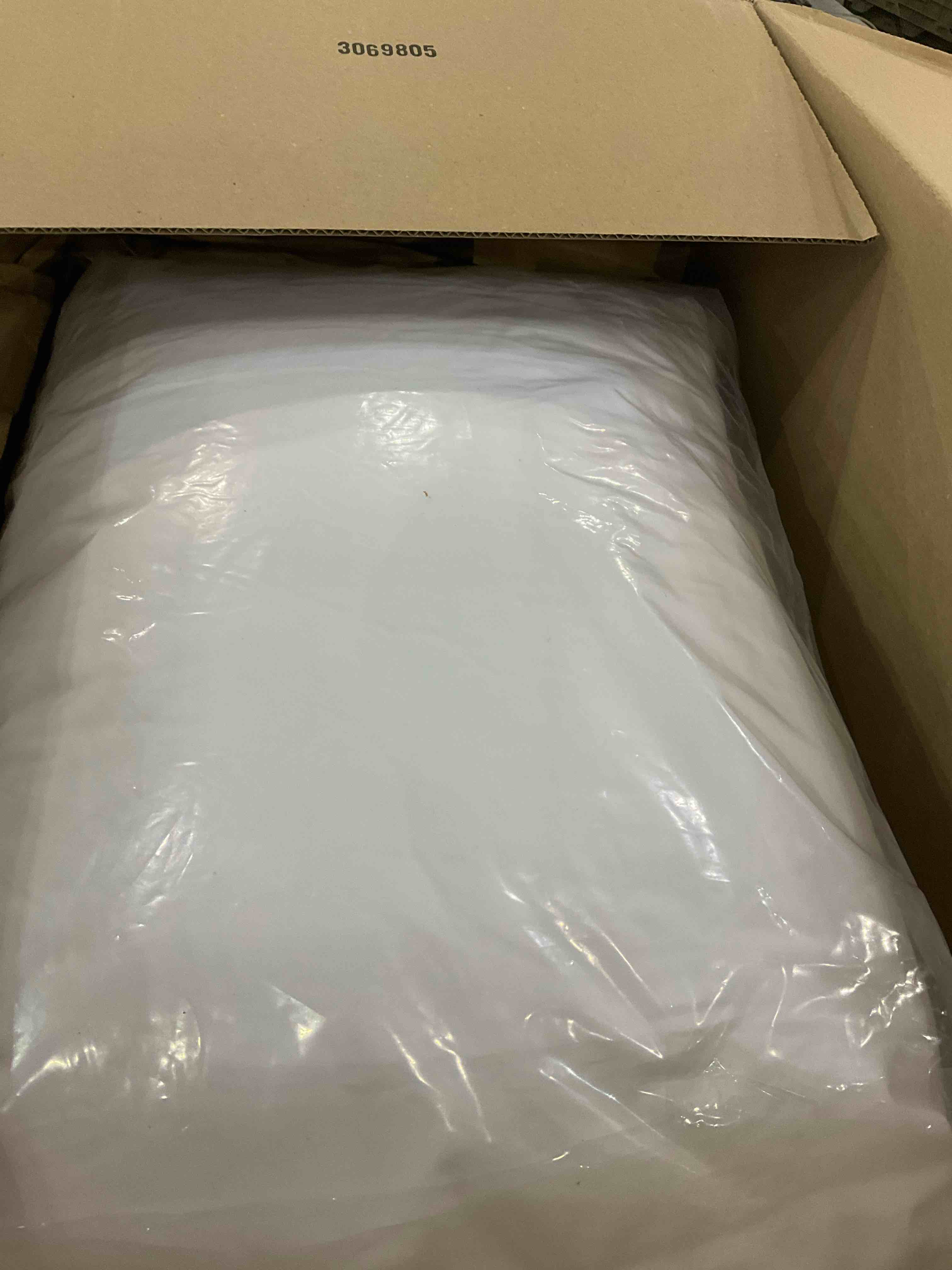 https://s3.amazonaws.com/lotting-images-prod/BargainHunt/EXS01532421_1714129885343.jpeg