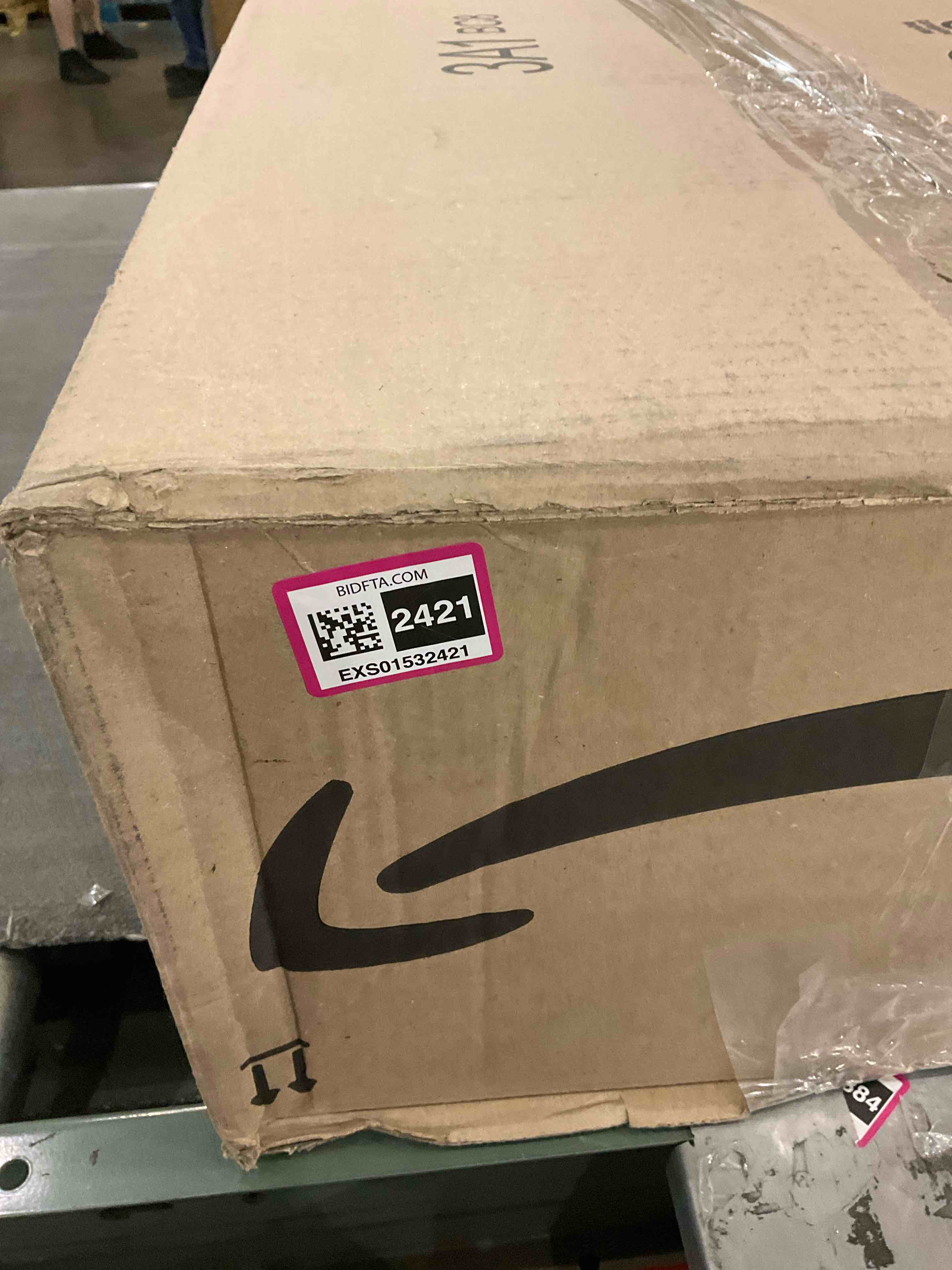 https://s3.amazonaws.com/lotting-images-prod/BargainHunt/EXS01532421_1714129912147.jpeg