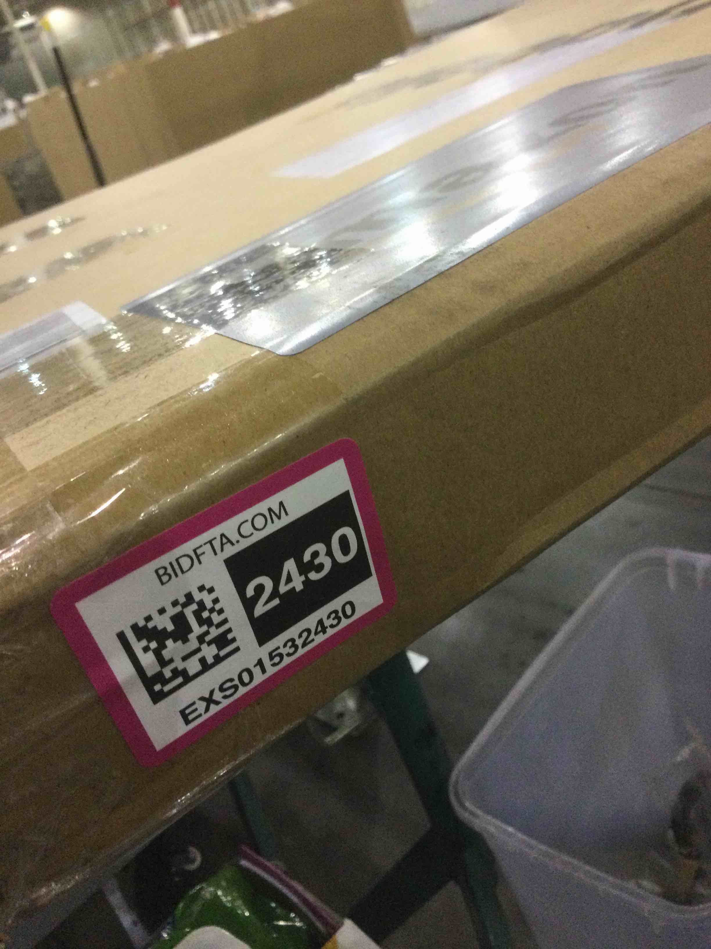 https://s3.amazonaws.com/lotting-images-prod/BargainHunt/EXS01532430_1714478422944.jpeg