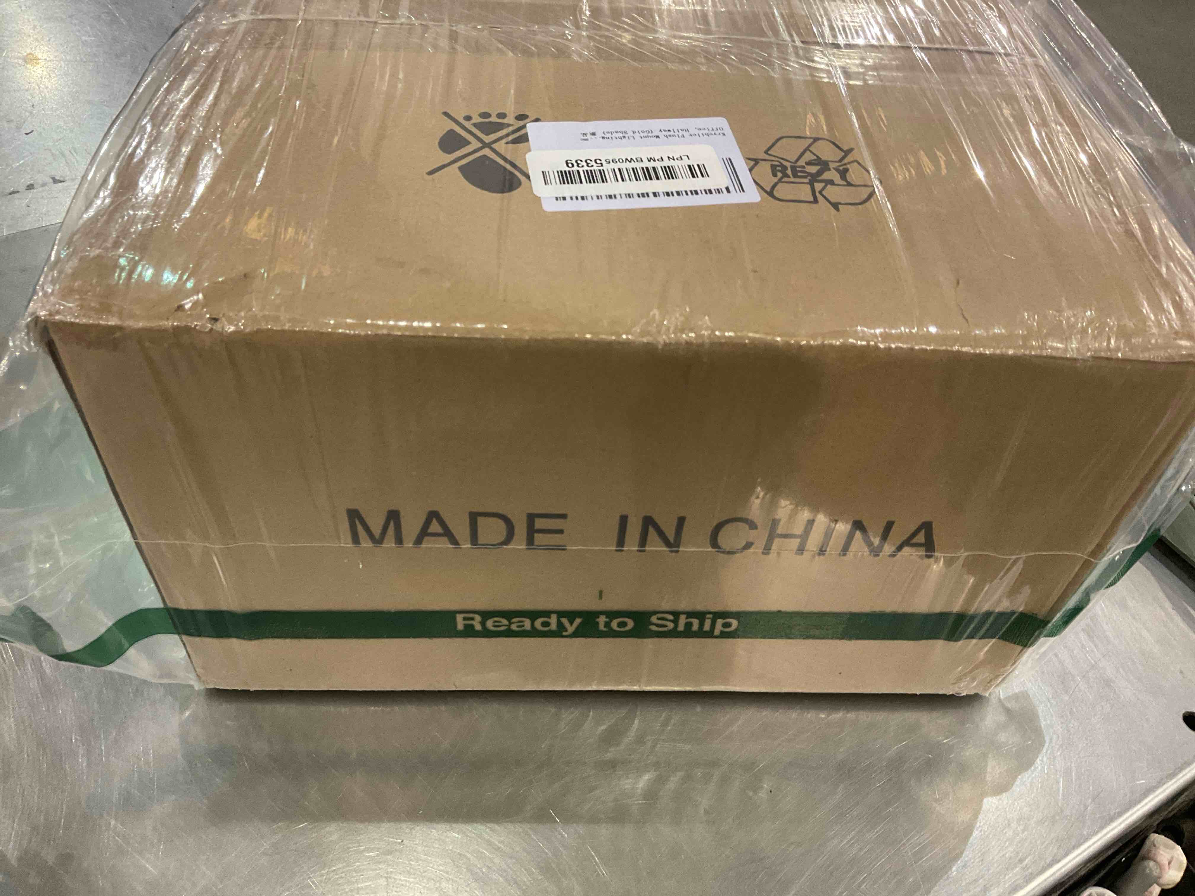 https://s3.amazonaws.com/lotting-images-prod/BargainHunt/EXS01532519_1713876797612.jpeg